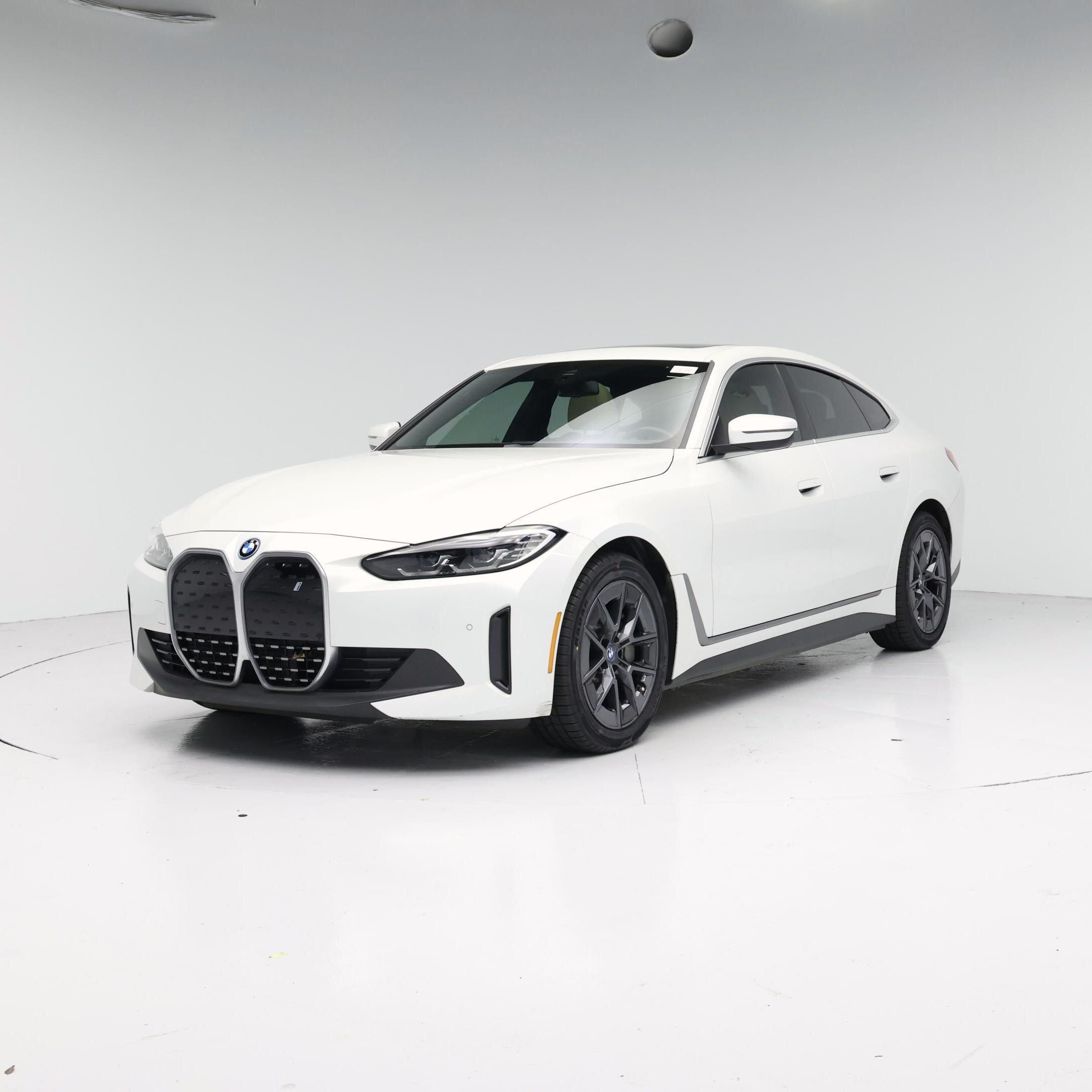 Thumbnail: 2023 BMW i4 - 4