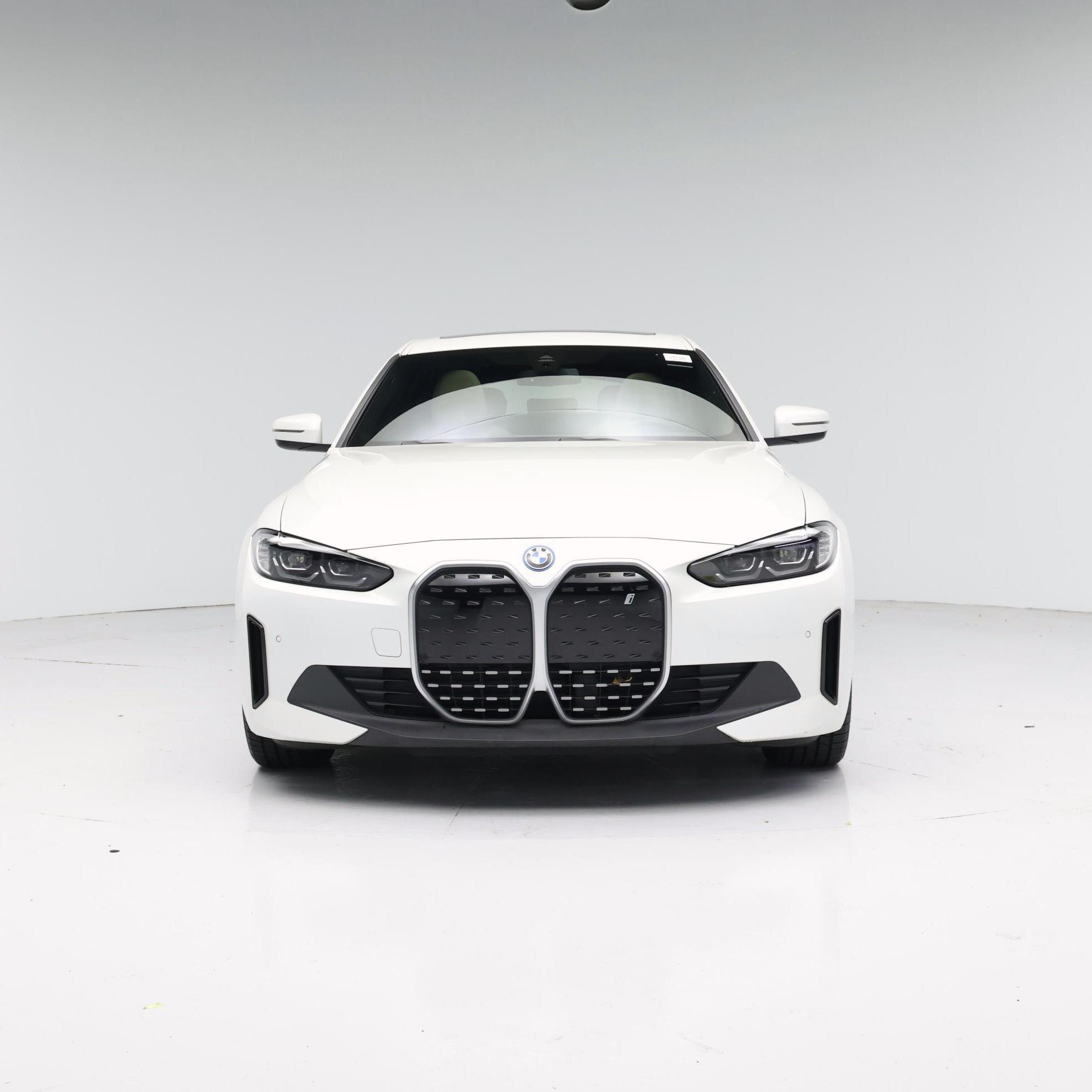 Thumbnail: 2023 BMW i4 - 5