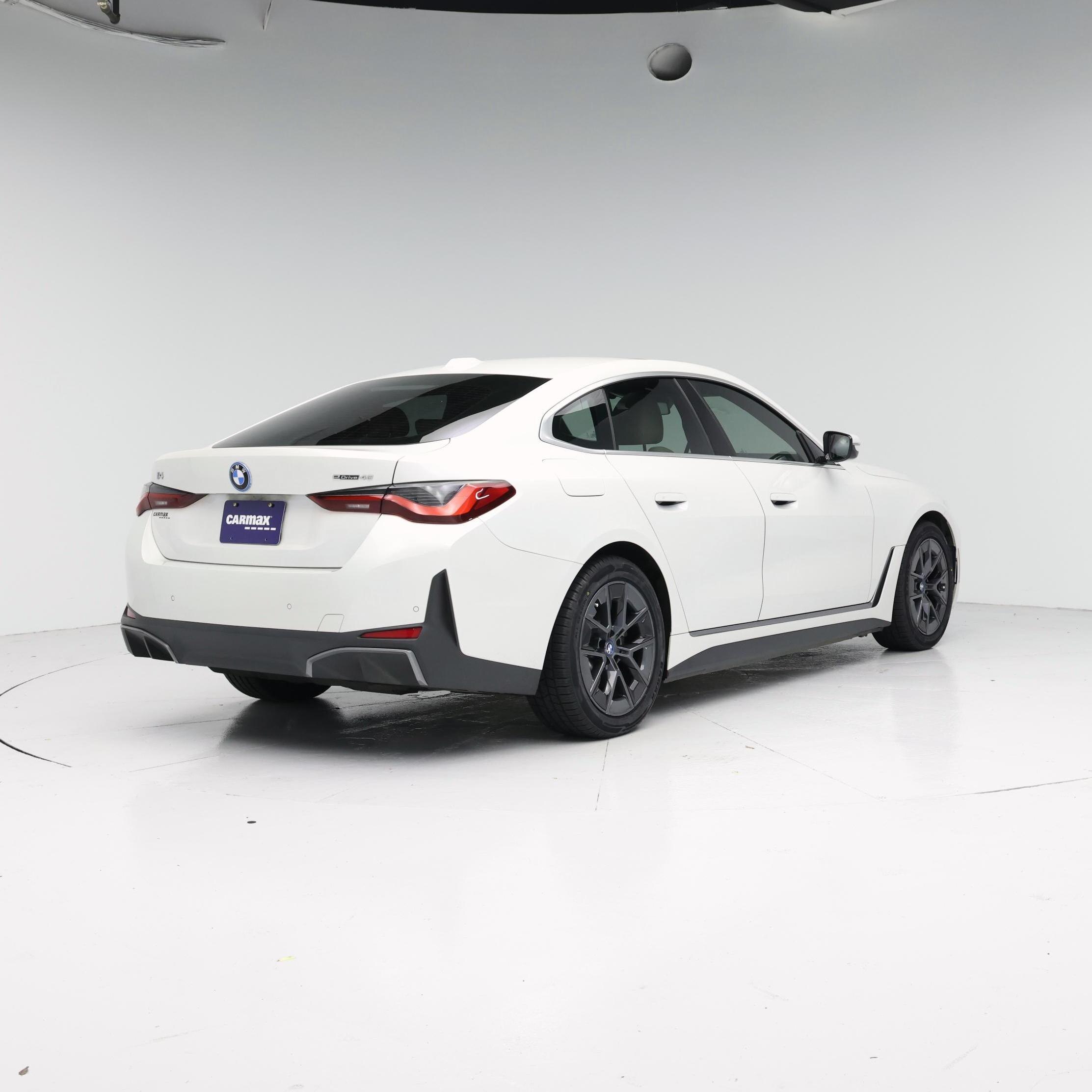 Thumbnail: 2023 BMW i4 - 8