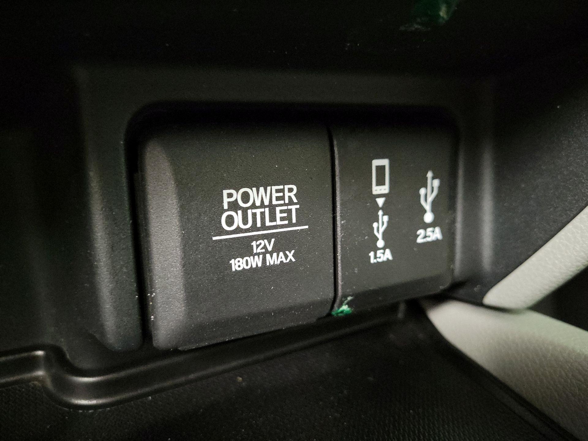 Thumbnail: 2017 Honda Pilot - 18