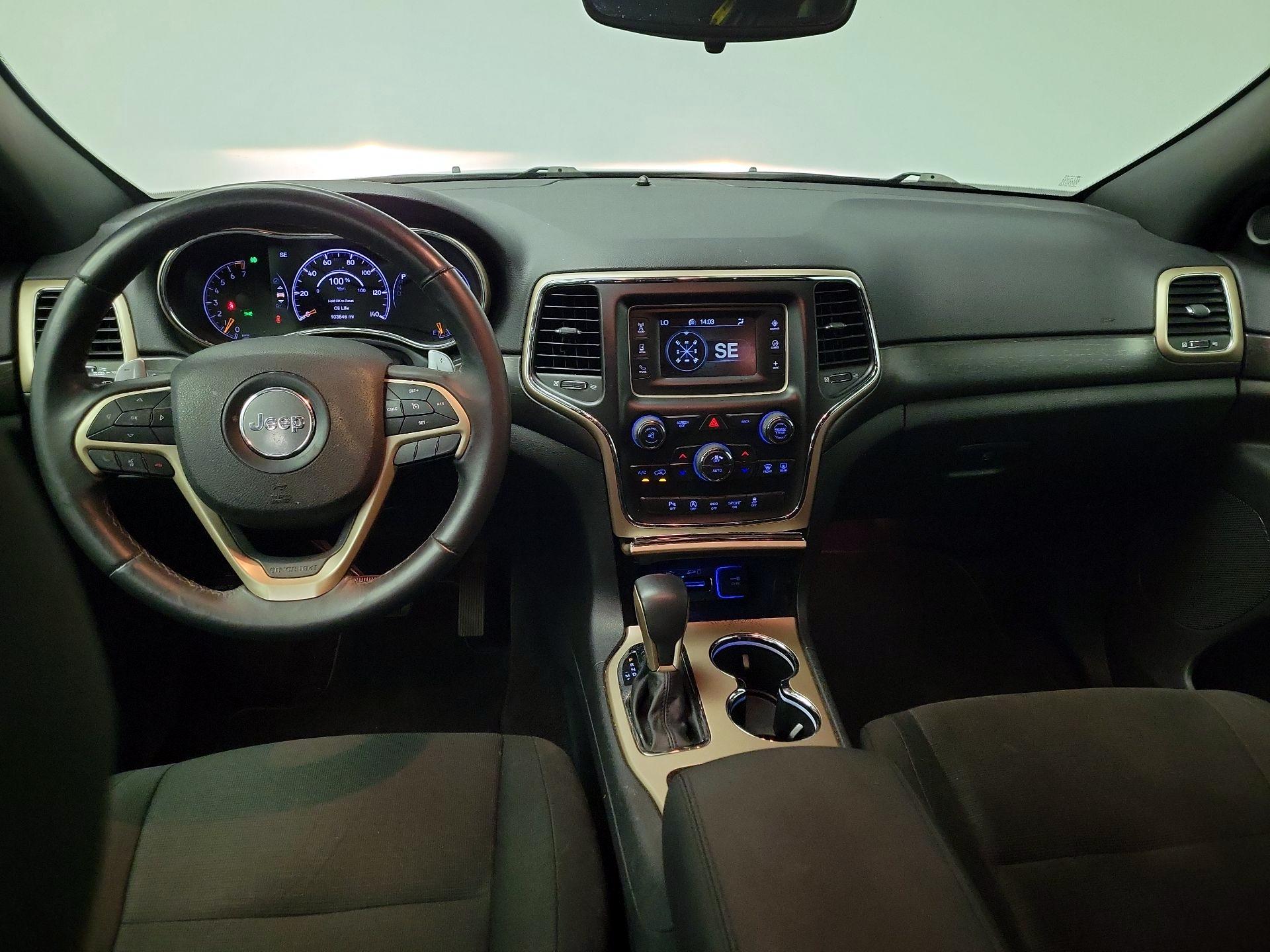 Thumbnail: 2017 Jeep Grand Cherokee - 9