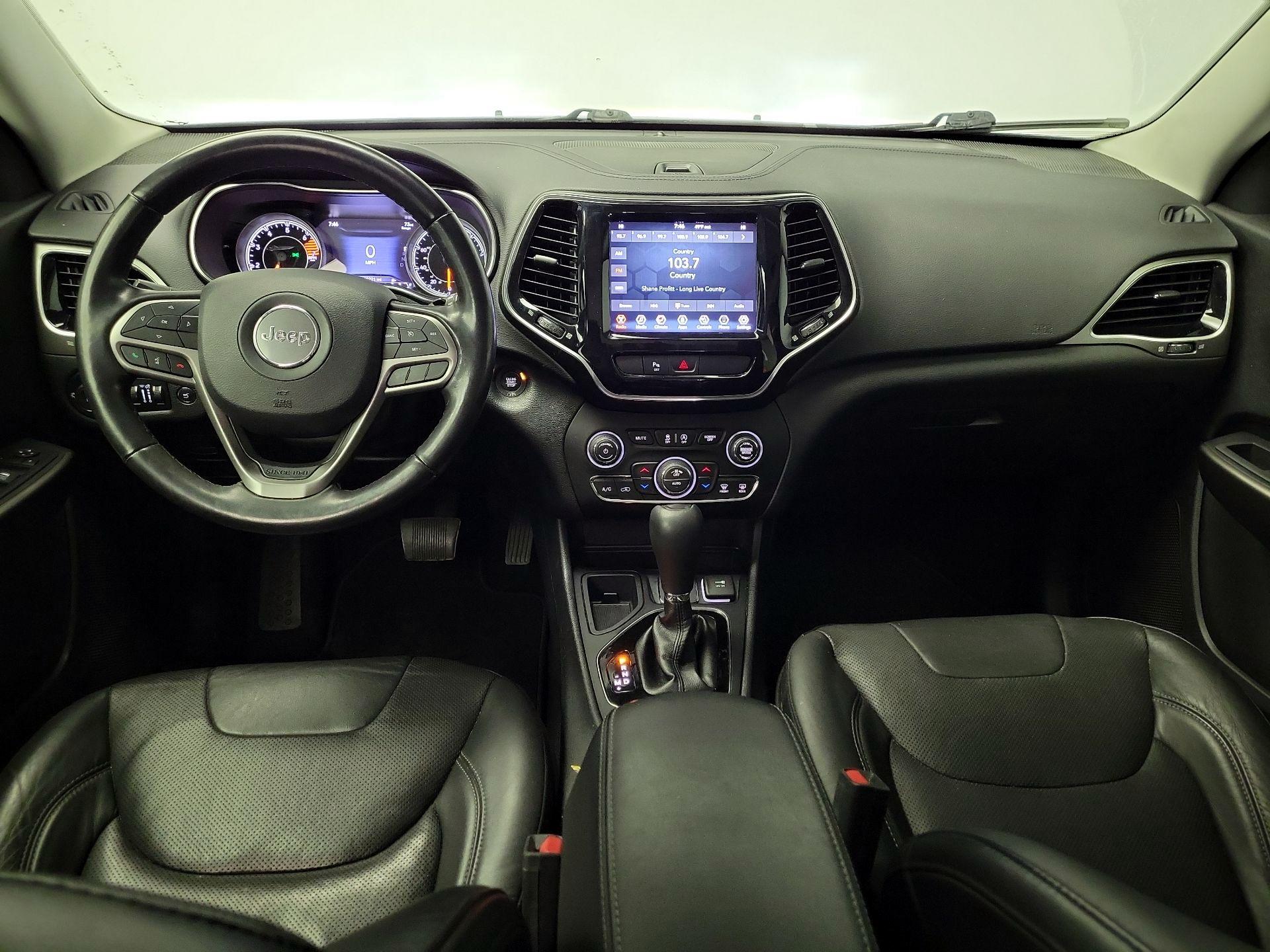 Thumbnail: 2020 Jeep Cherokee - 9