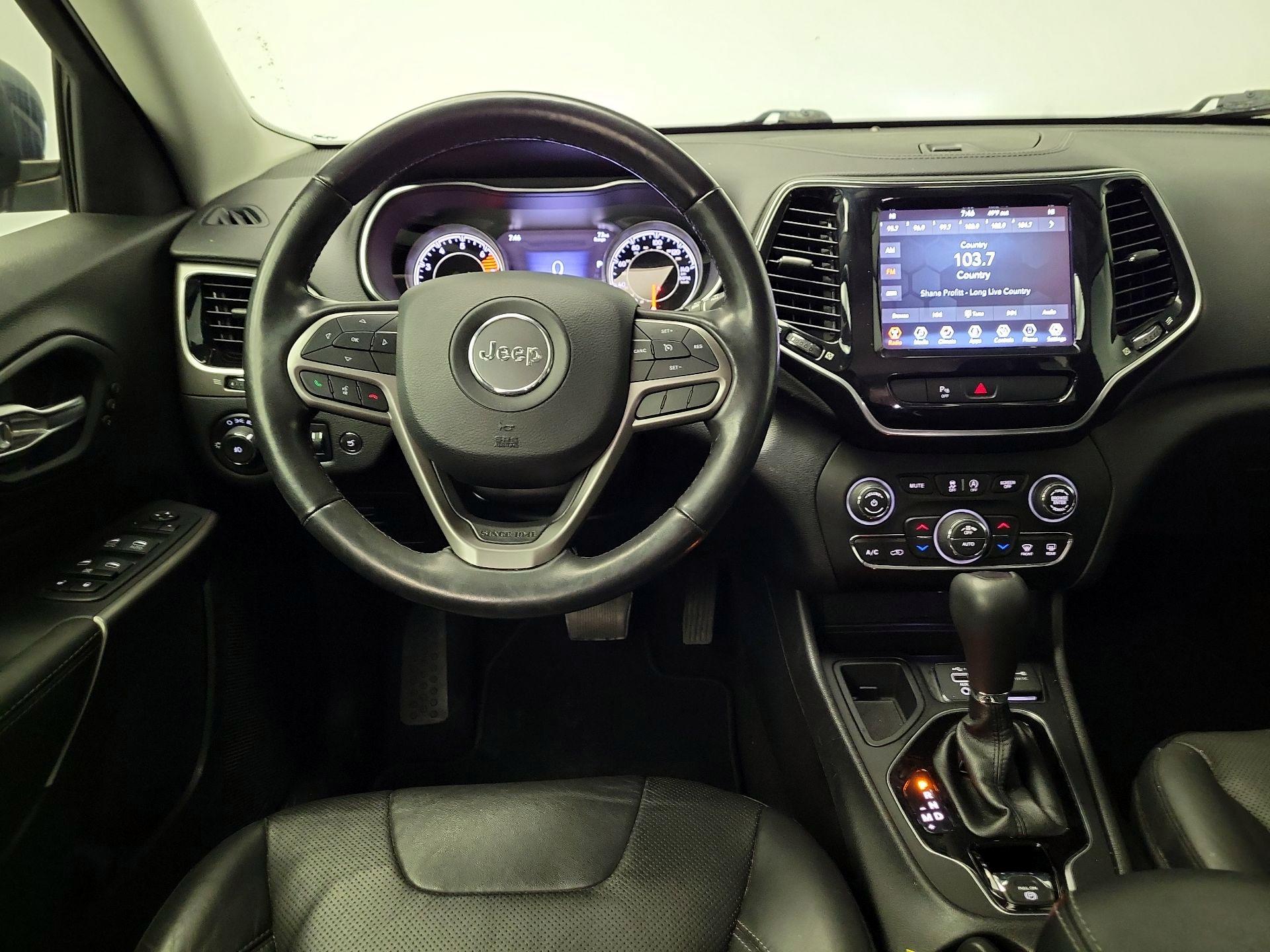 Thumbnail: 2020 Jeep Cherokee - 10