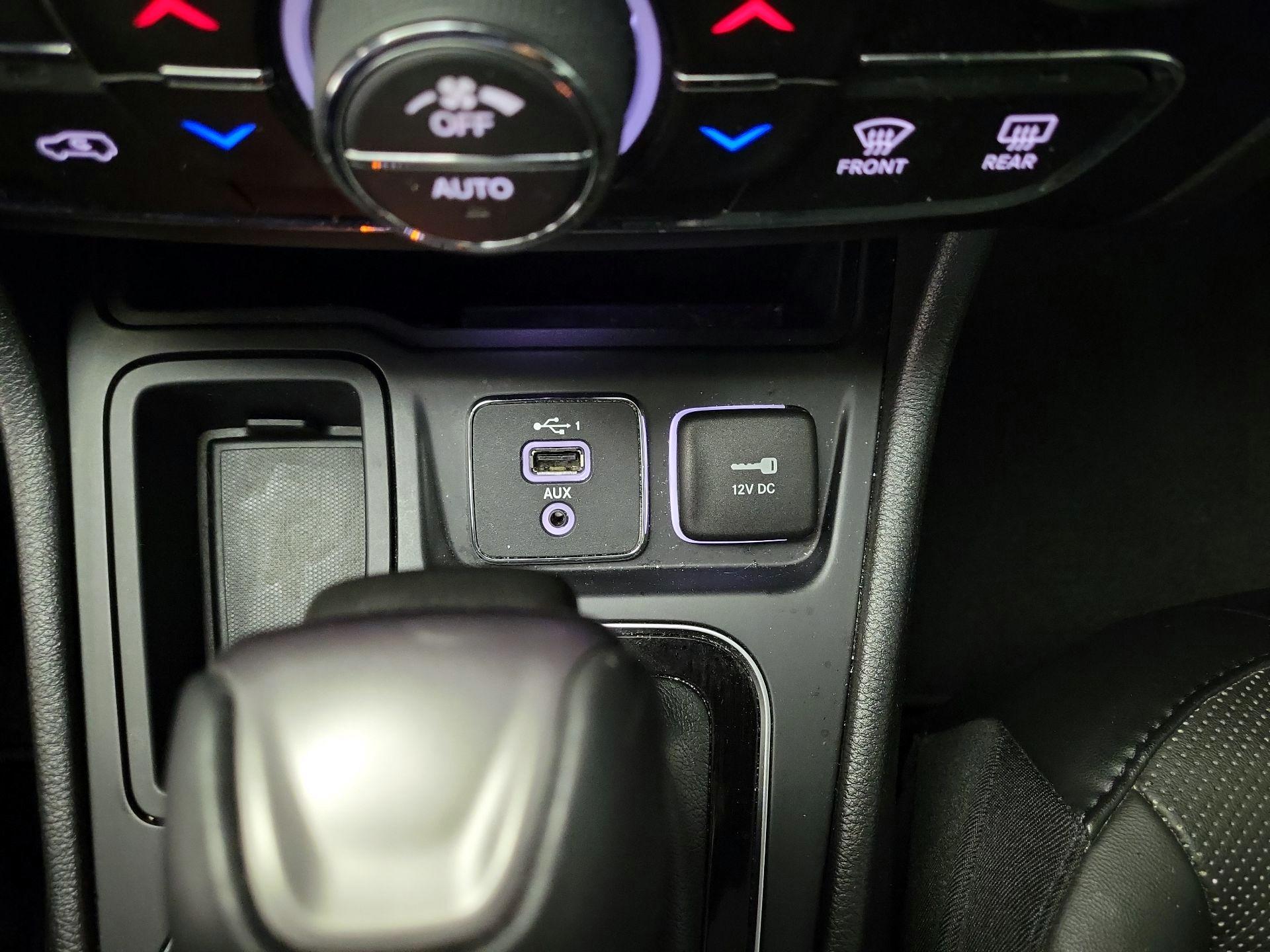 Thumbnail: 2020 Jeep Cherokee - 18