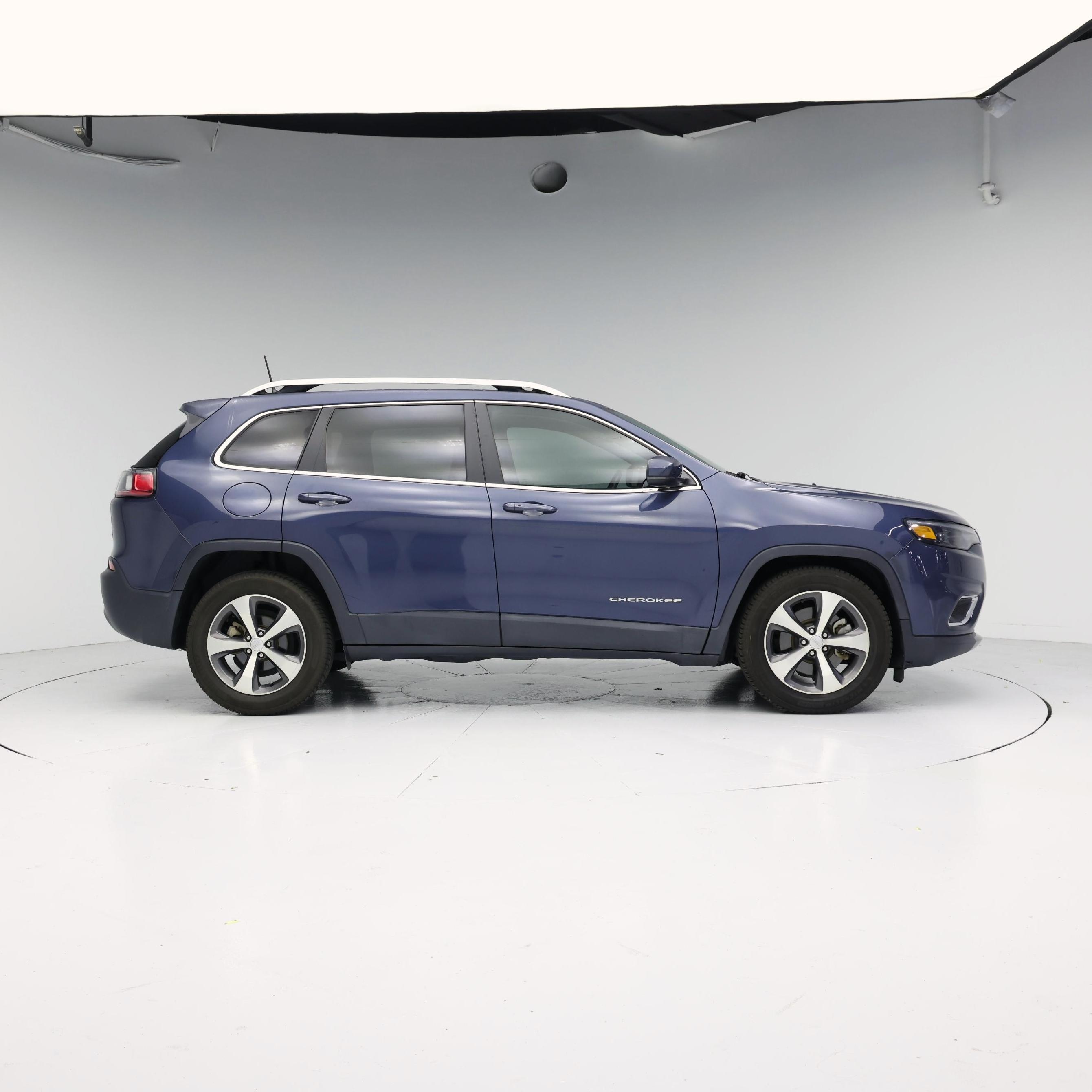 Thumbnail: 2020 Jeep Cherokee - 7