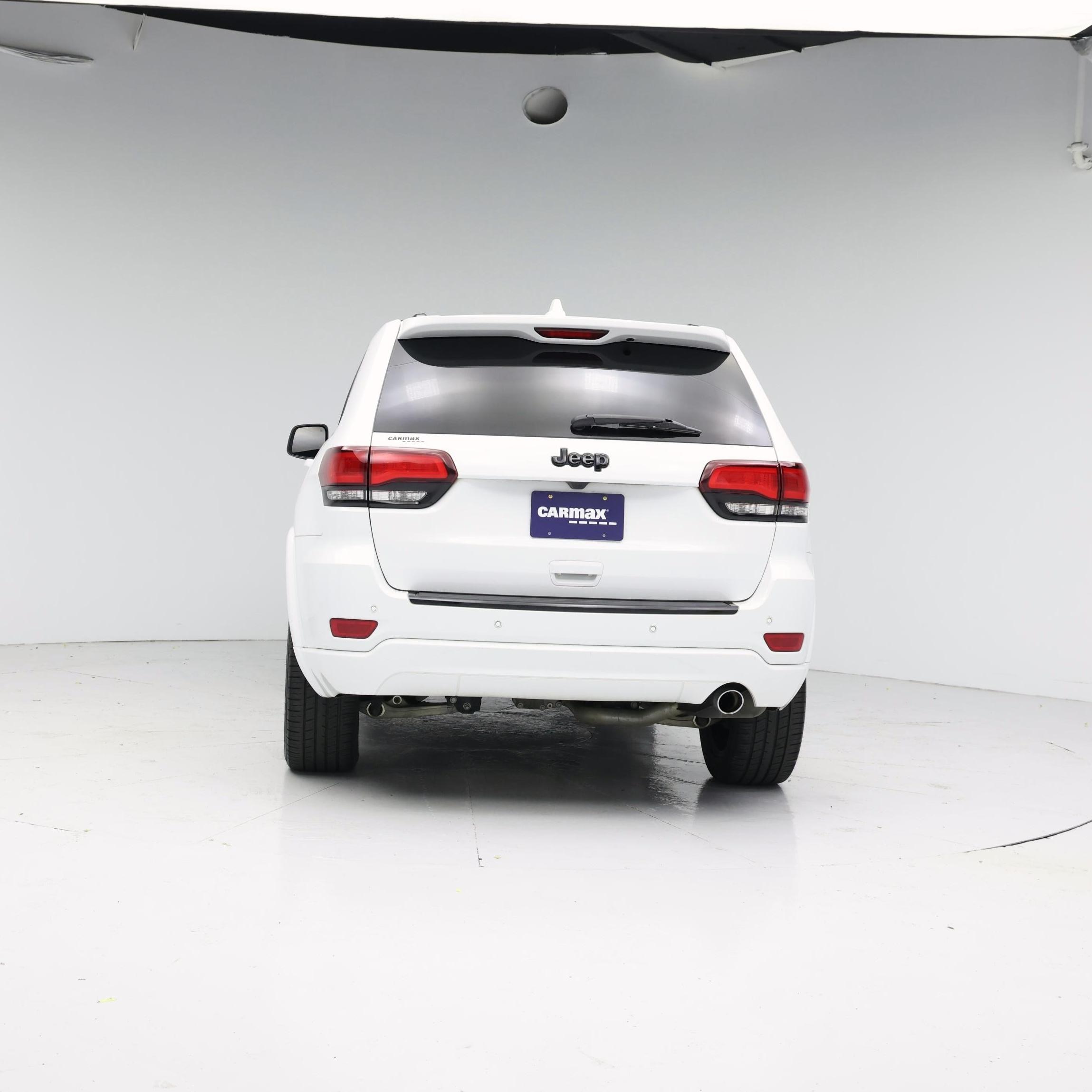 Thumbnail: 2018 Jeep Grand Cherokee - 6