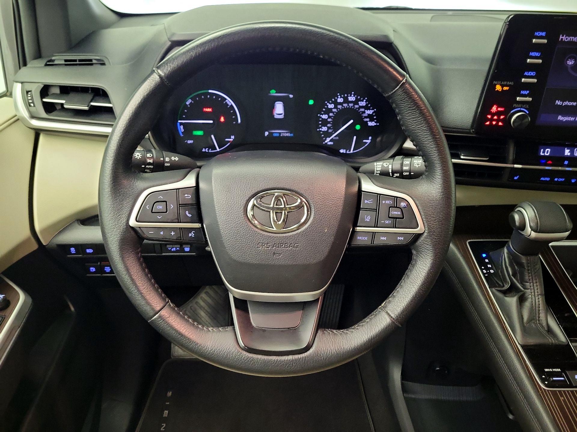 Thumbnail: 2021 Toyota Sienna - 10