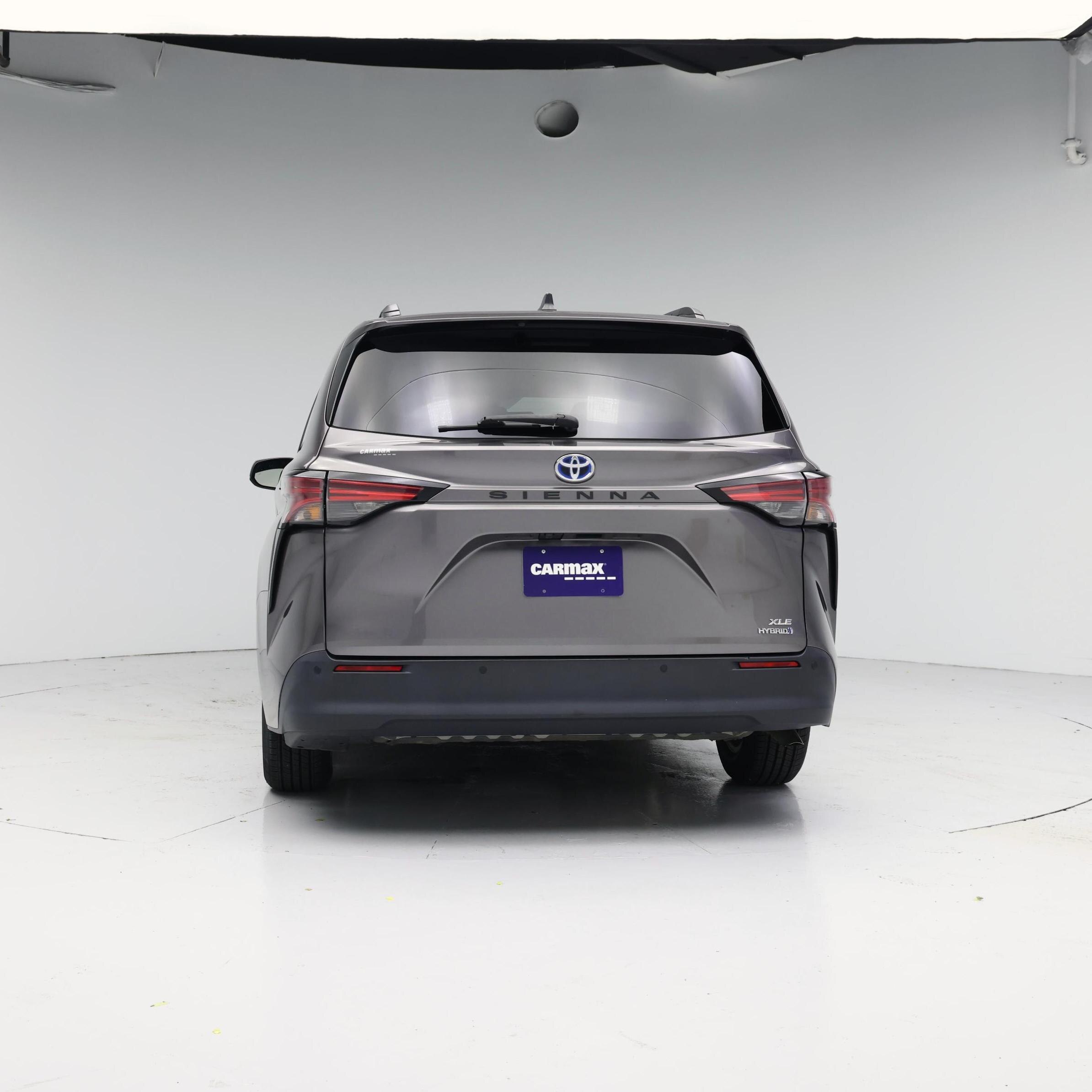 Thumbnail: 2021 Toyota Sienna - 6
