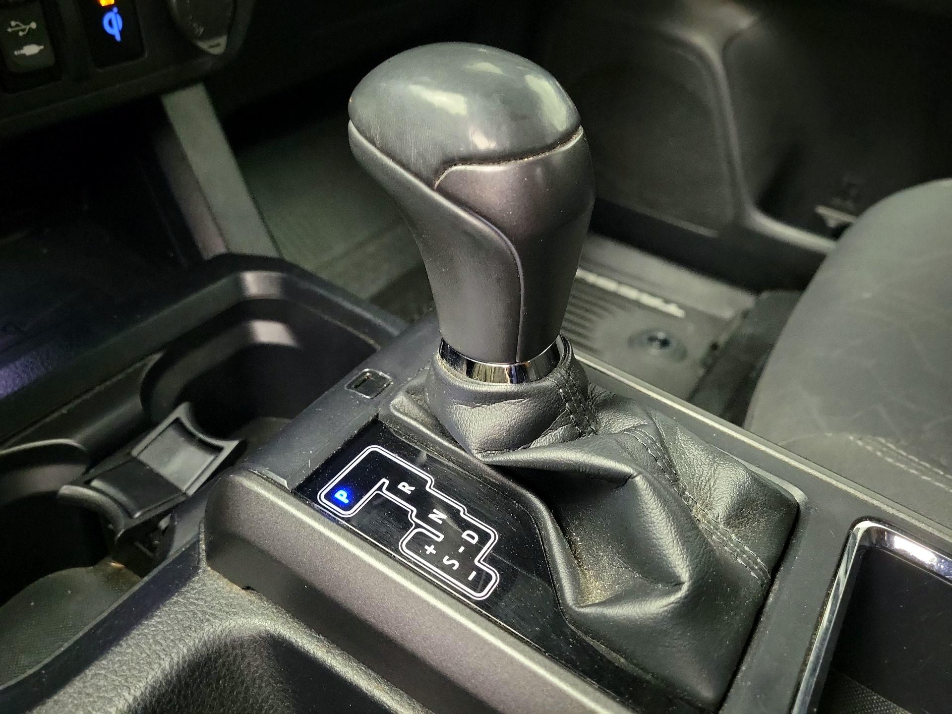 Thumbnail: 2019 Toyota Tacoma - 17