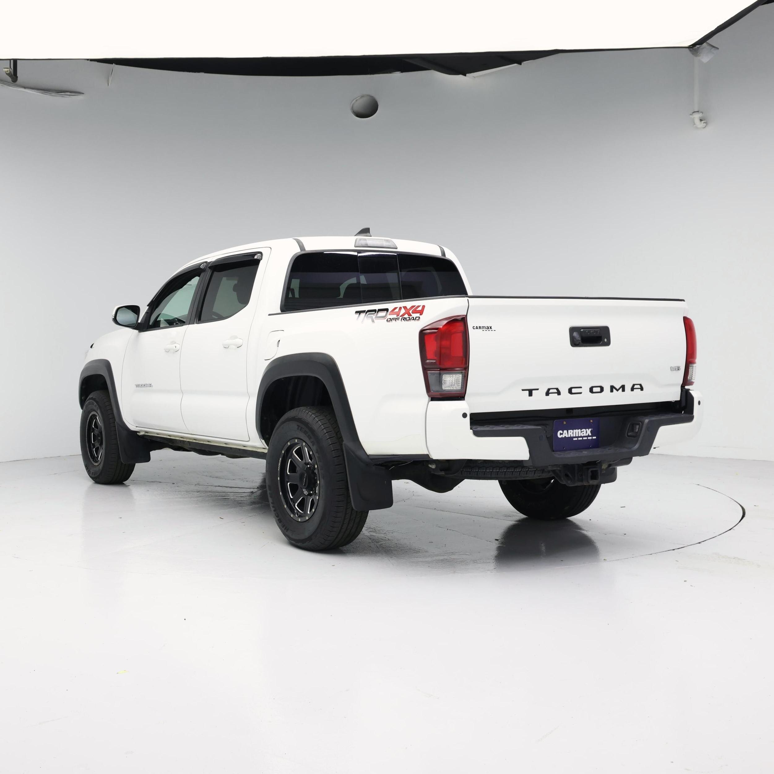 Thumbnail: 2019 Toyota Tacoma - 2