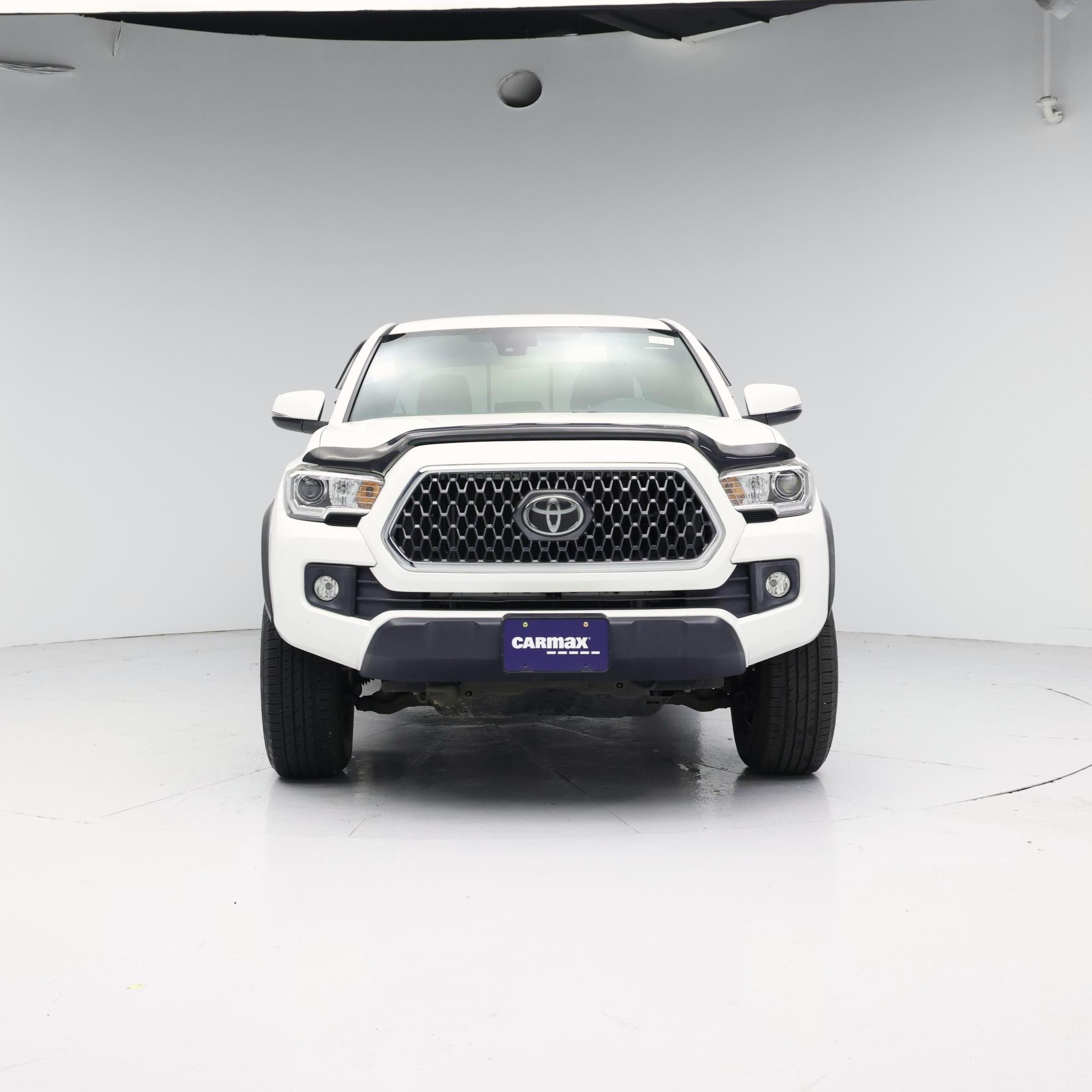 Thumbnail: 2019 Toyota Tacoma - 5