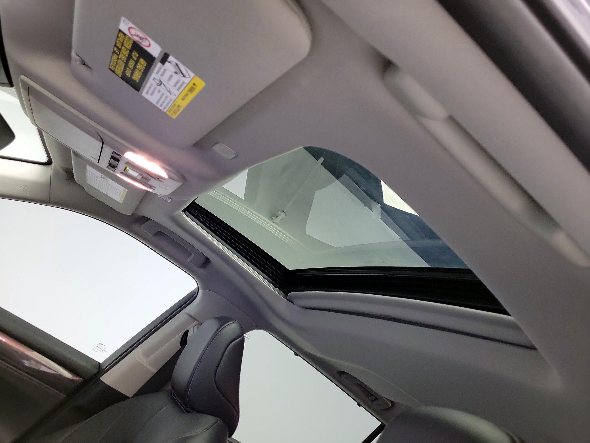 Thumbnail: 2023 Toyota Highlander - 19