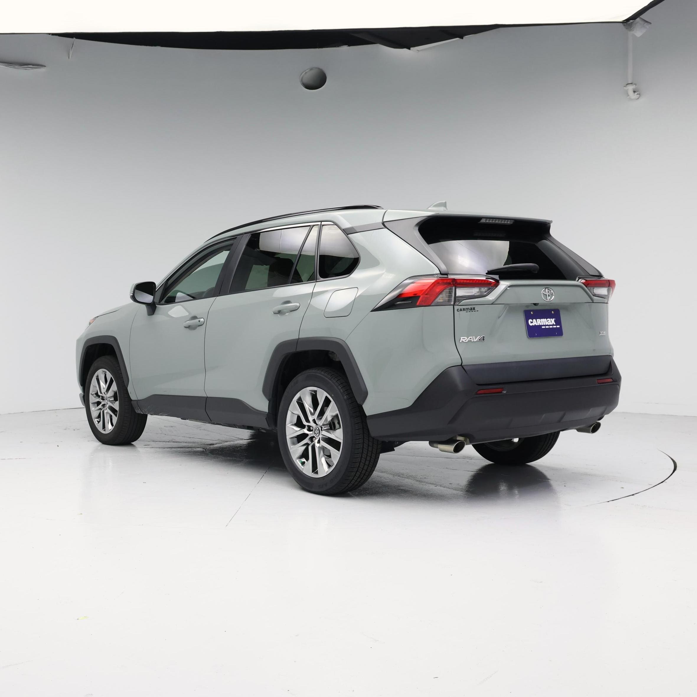 Thumbnail: 2020 Toyota RAV4 - 2