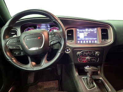 Steering Wheel & Instrument Cluster (On)