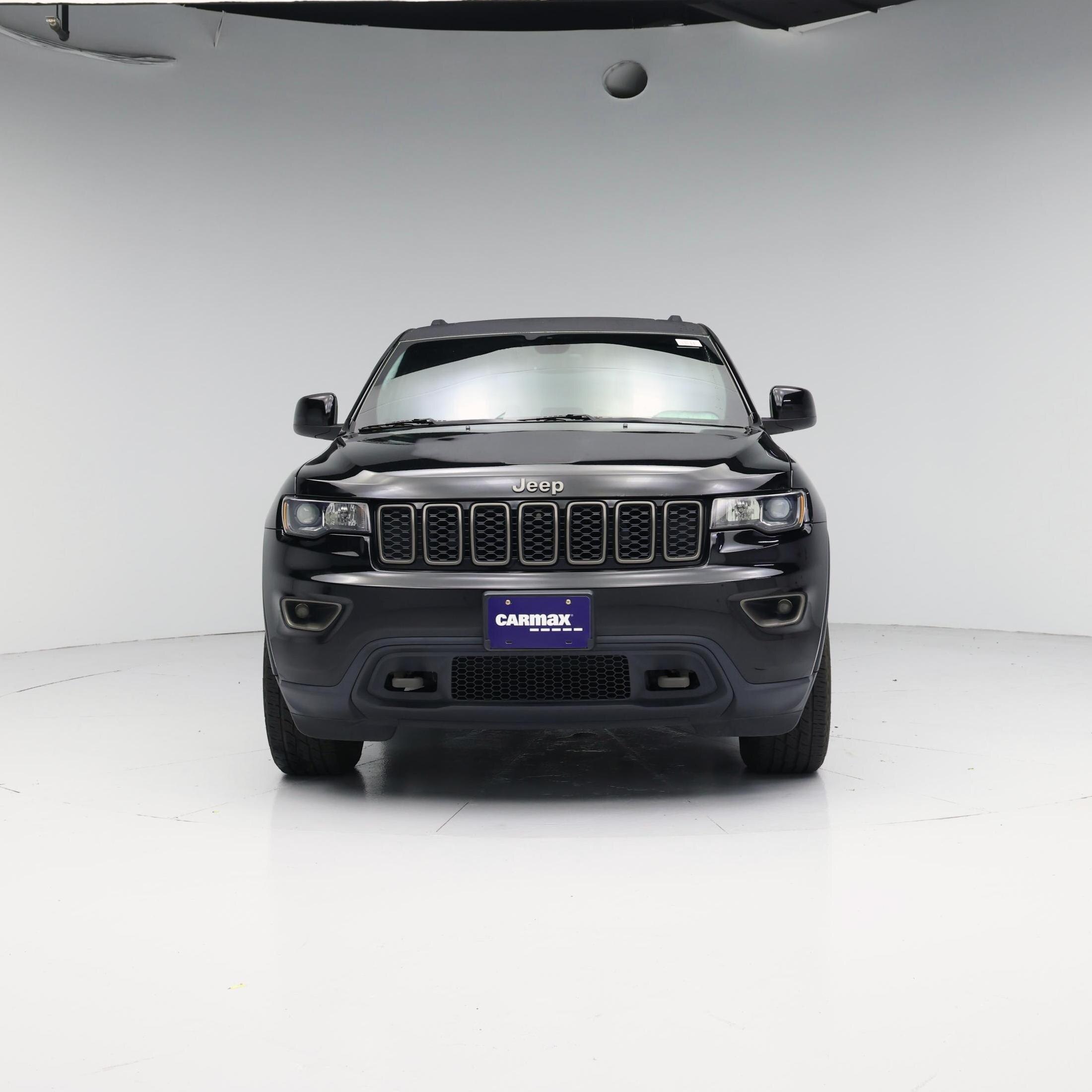 Thumbnail: 2017 Jeep Grand Cherokee - 5