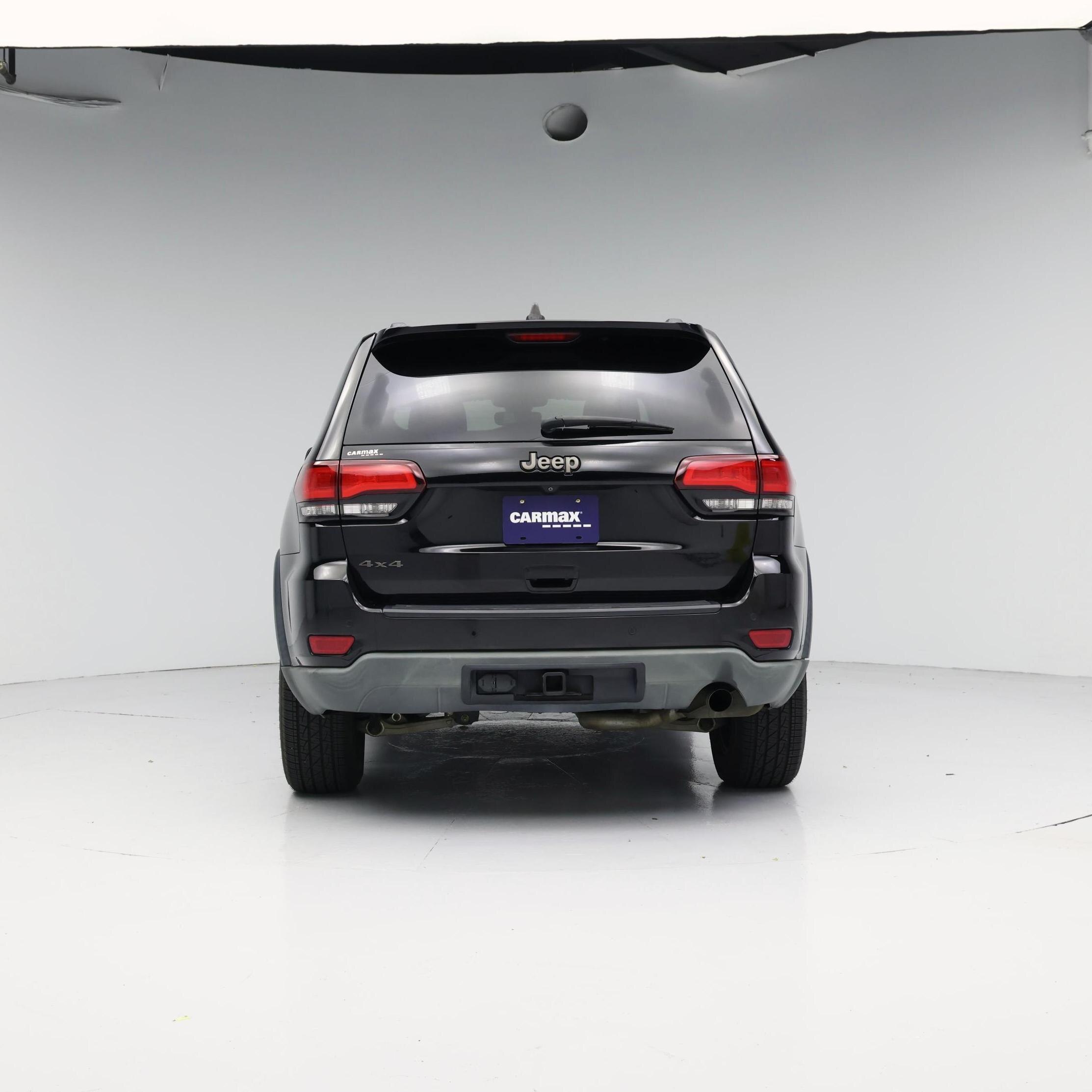 Thumbnail: 2017 Jeep Grand Cherokee - 6