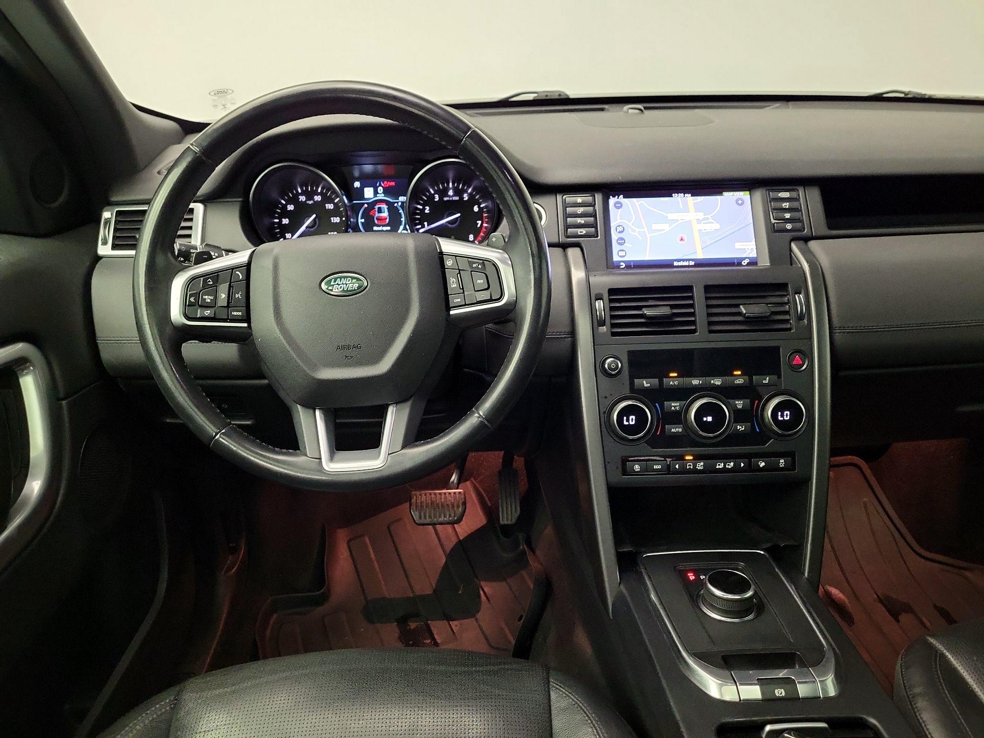 Thumbnail: 2019 Land Rover Discovery Sport - 10