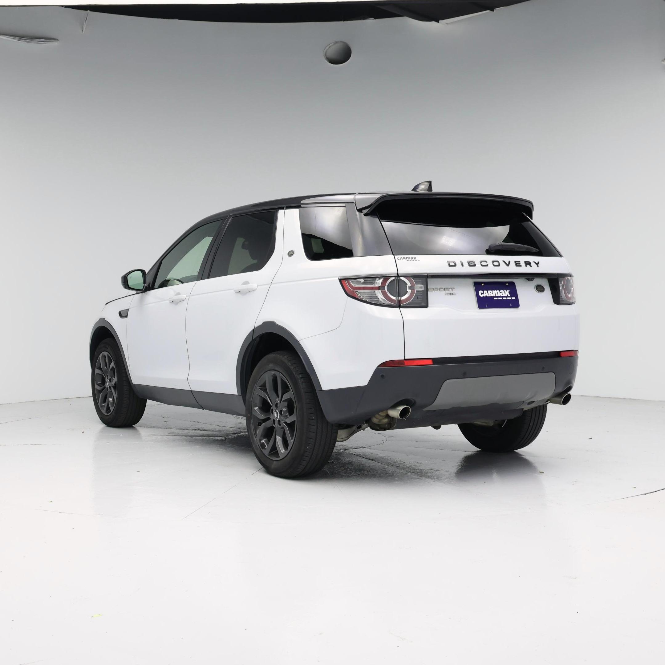 Thumbnail: 2019 Land Rover Discovery Sport - 2
