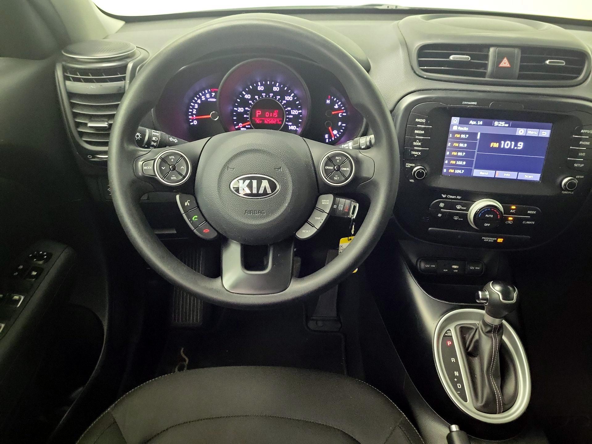 Thumbnail: 2019 Kia Soul - 10