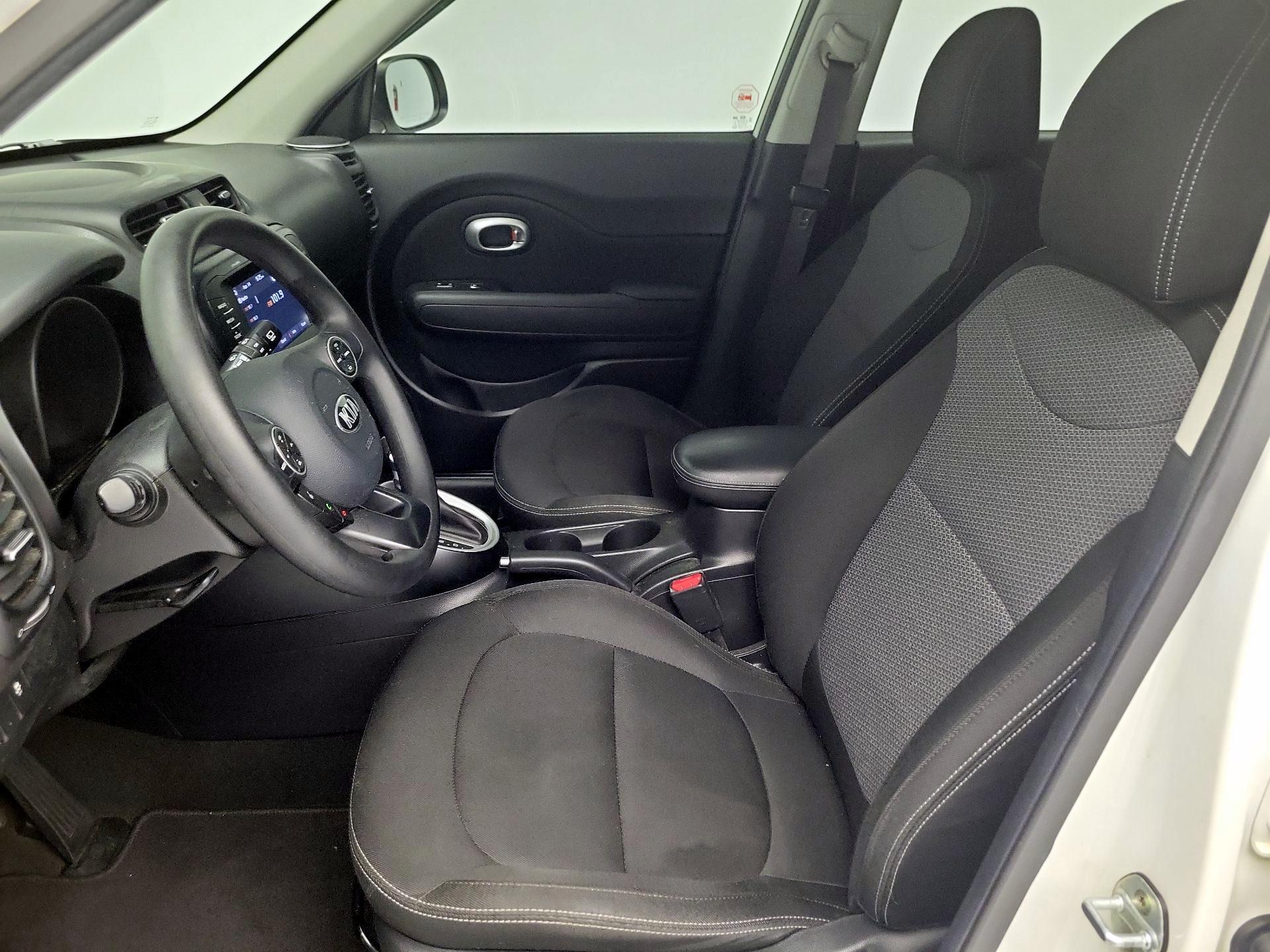 Thumbnail: 2019 Kia Soul - 11