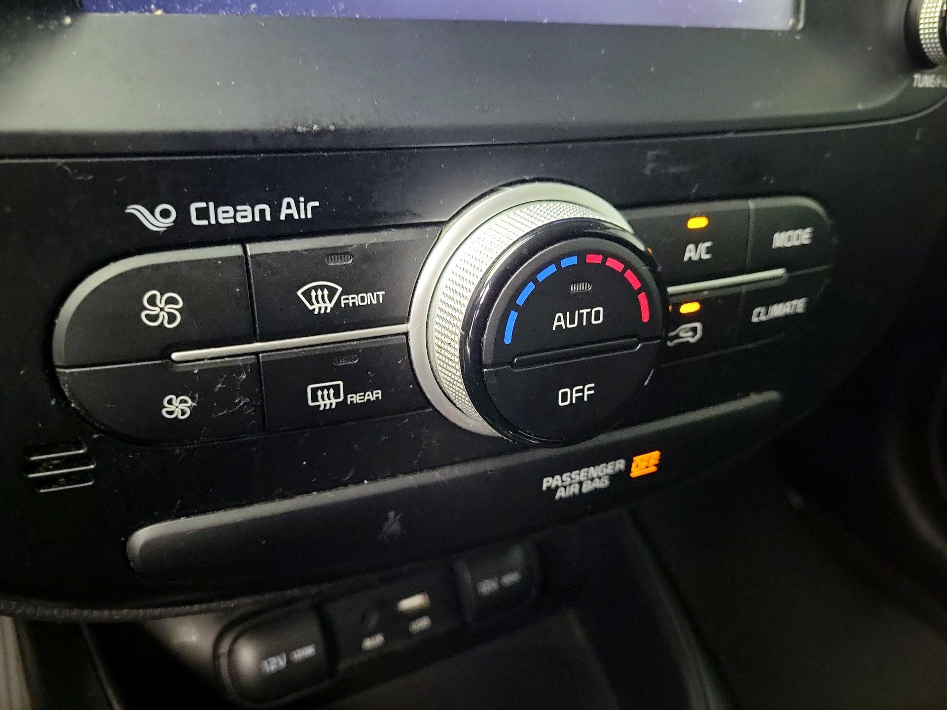 Thumbnail: 2019 Kia Soul - 15