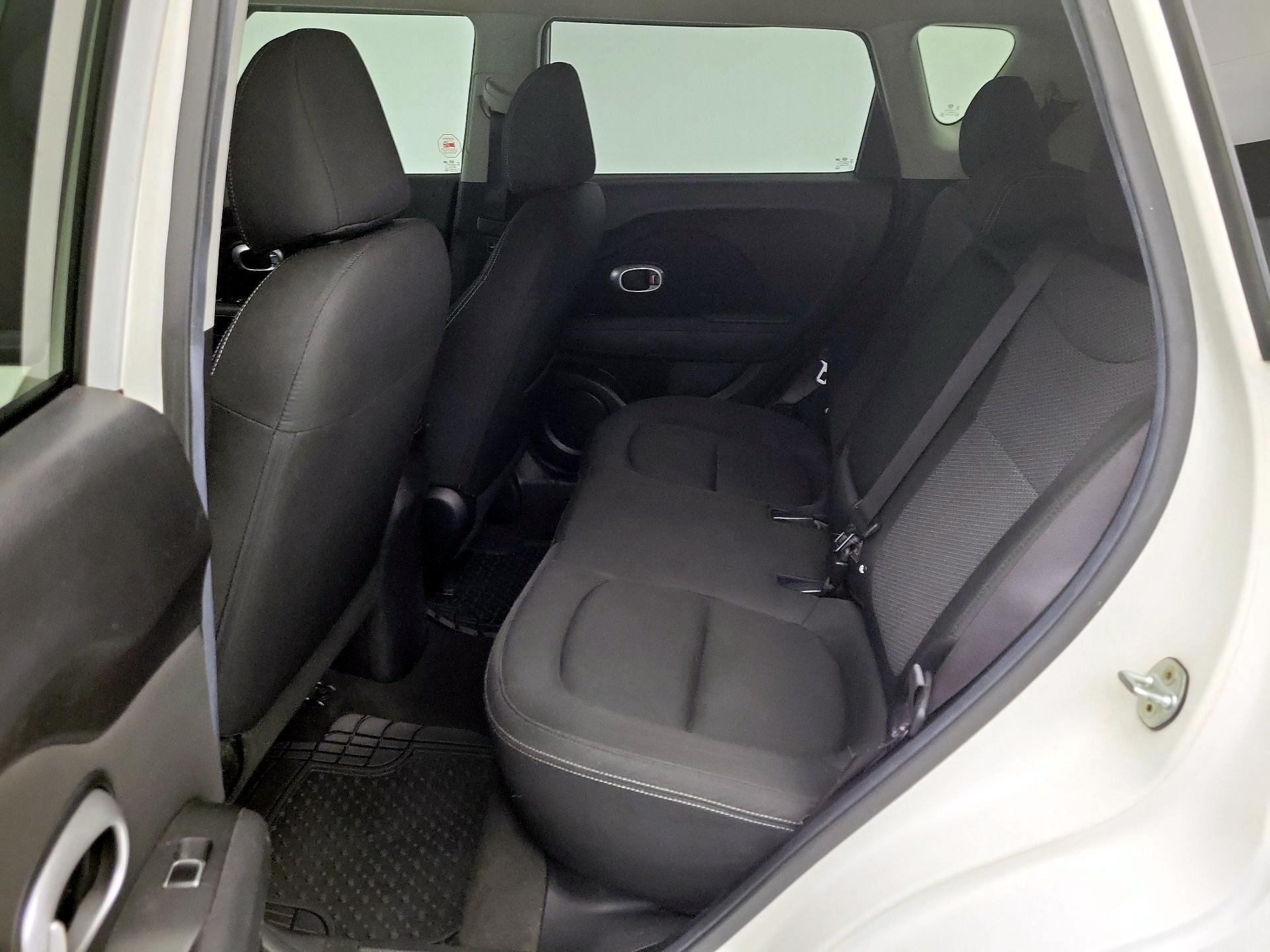 Thumbnail: 2019 Kia Soul - 18