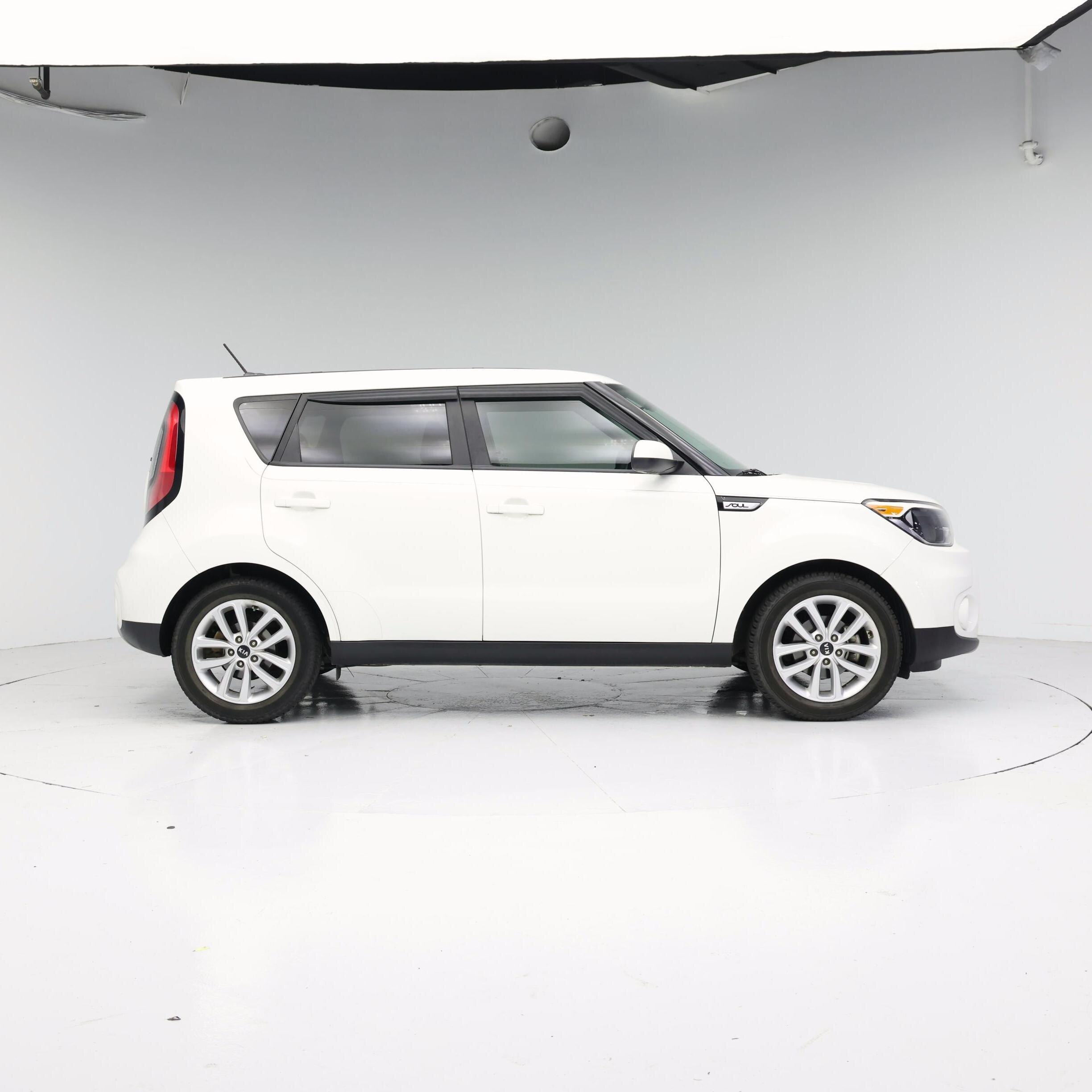 Thumbnail: 2019 Kia Soul - 7
