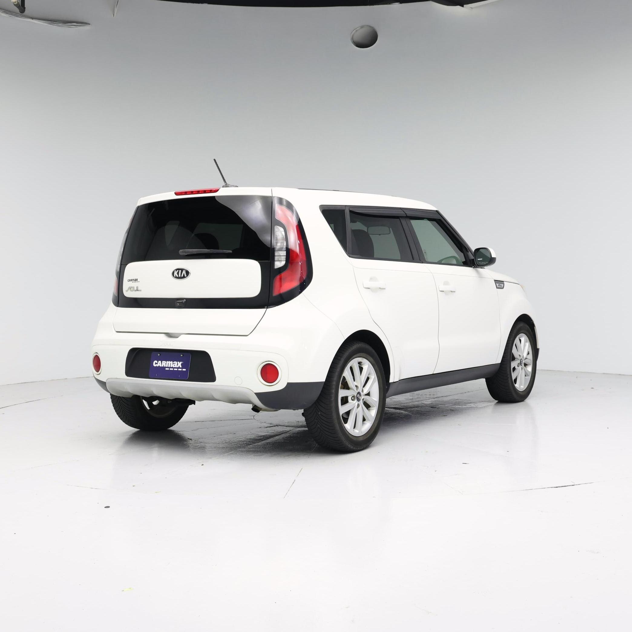 Thumbnail: 2019 Kia Soul - 8
