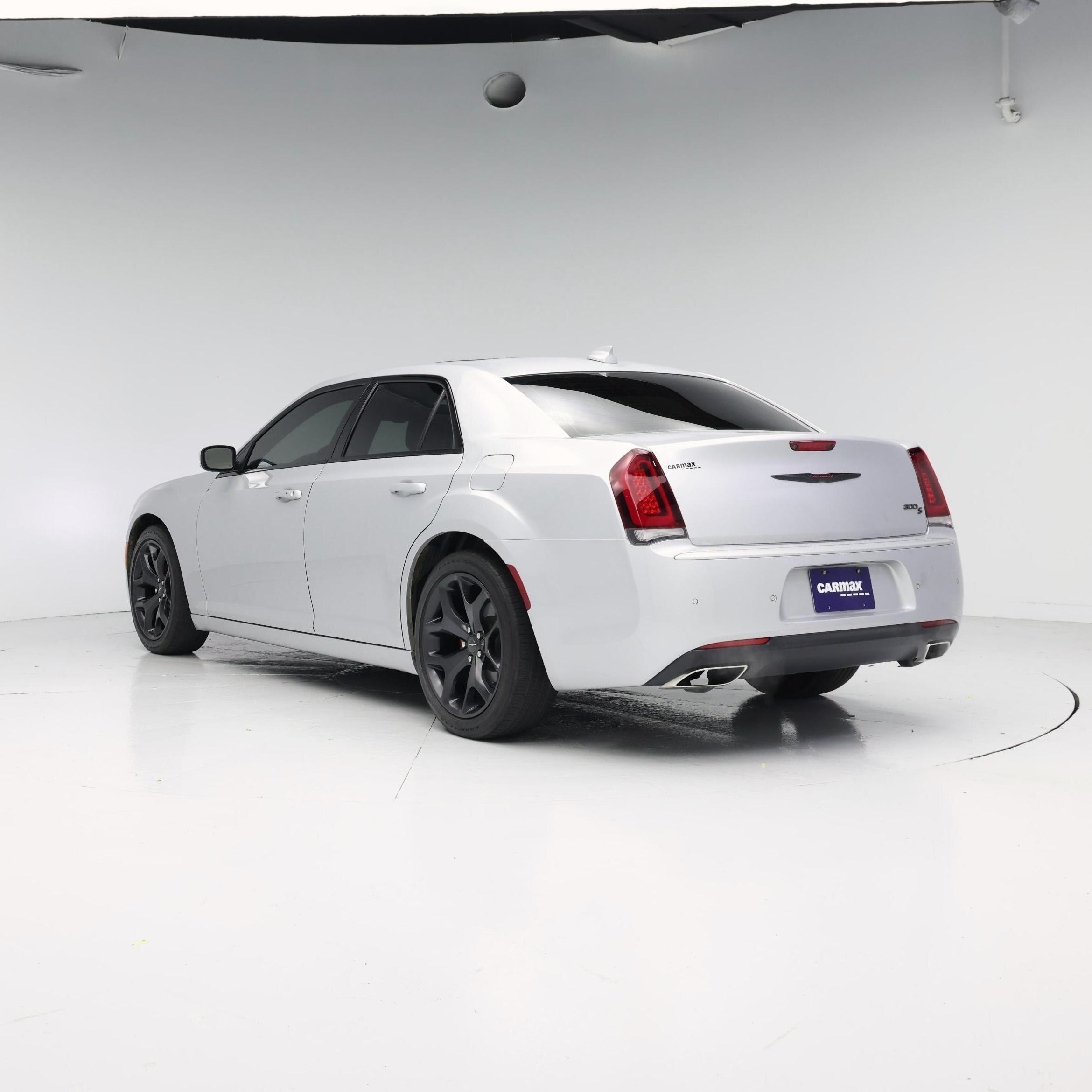 Thumbnail: 2022 Chrysler 300 - 2