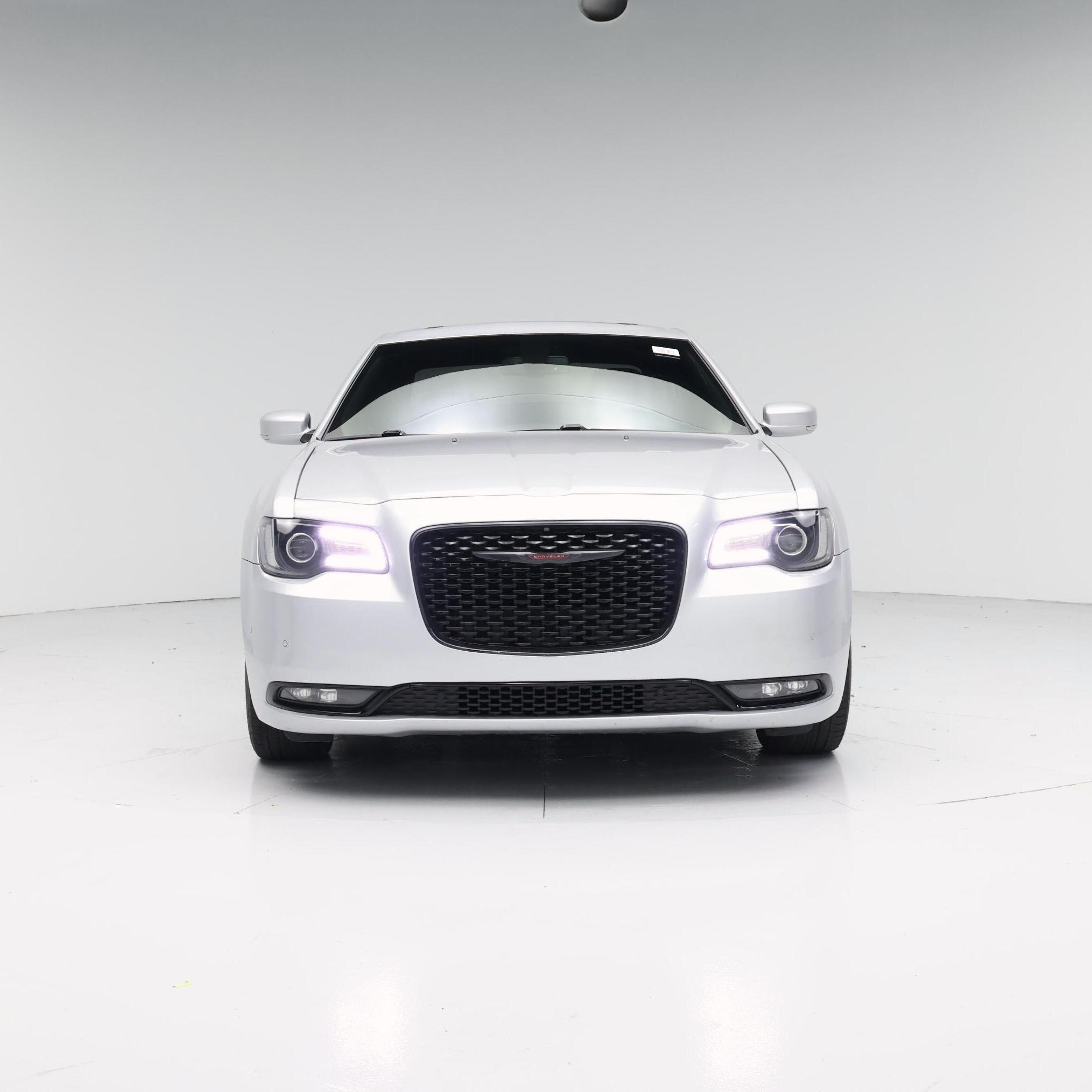 Thumbnail: 2022 Chrysler 300 - 5