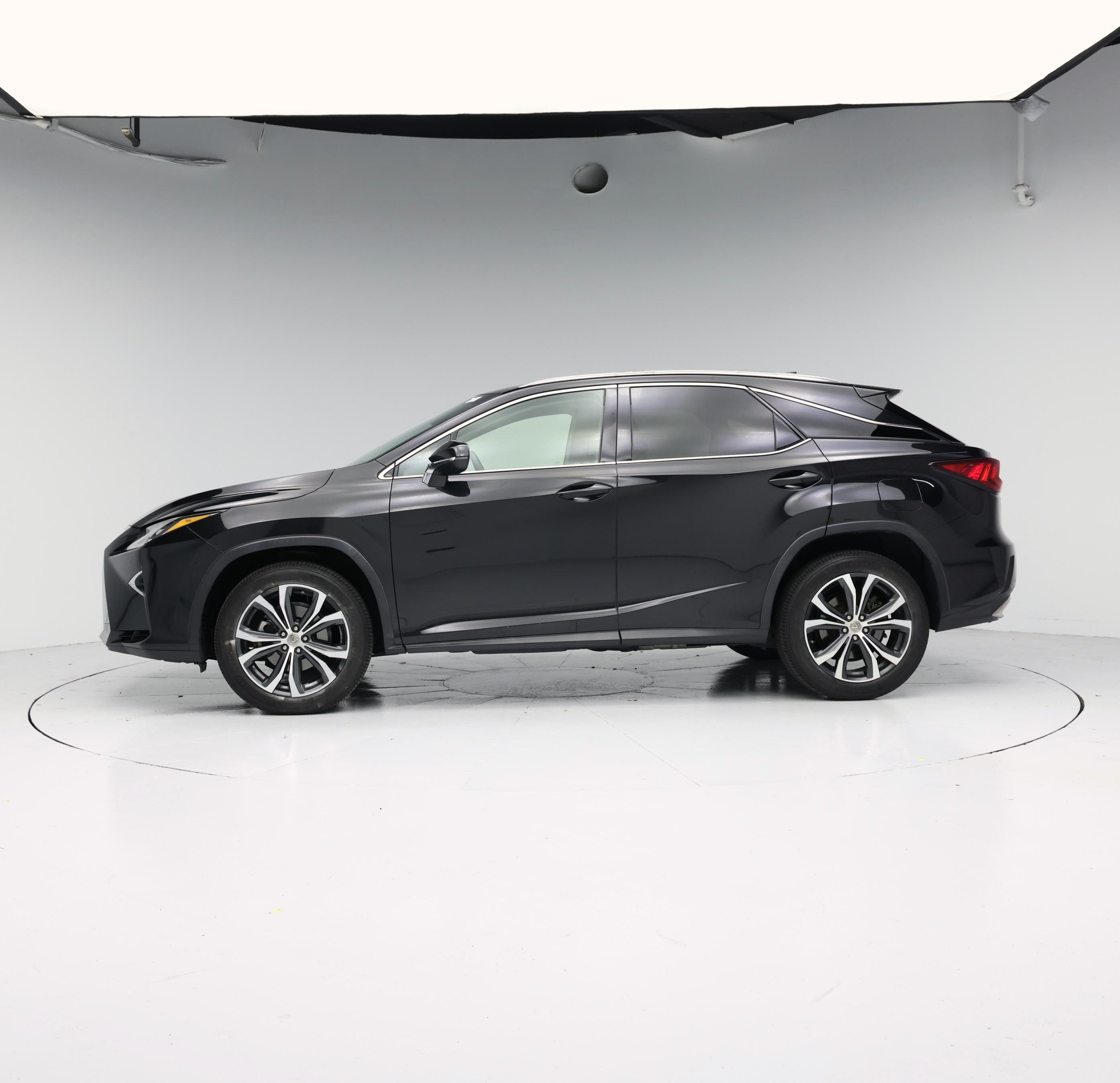 Thumbnail: 2017 Lexus RX - 3