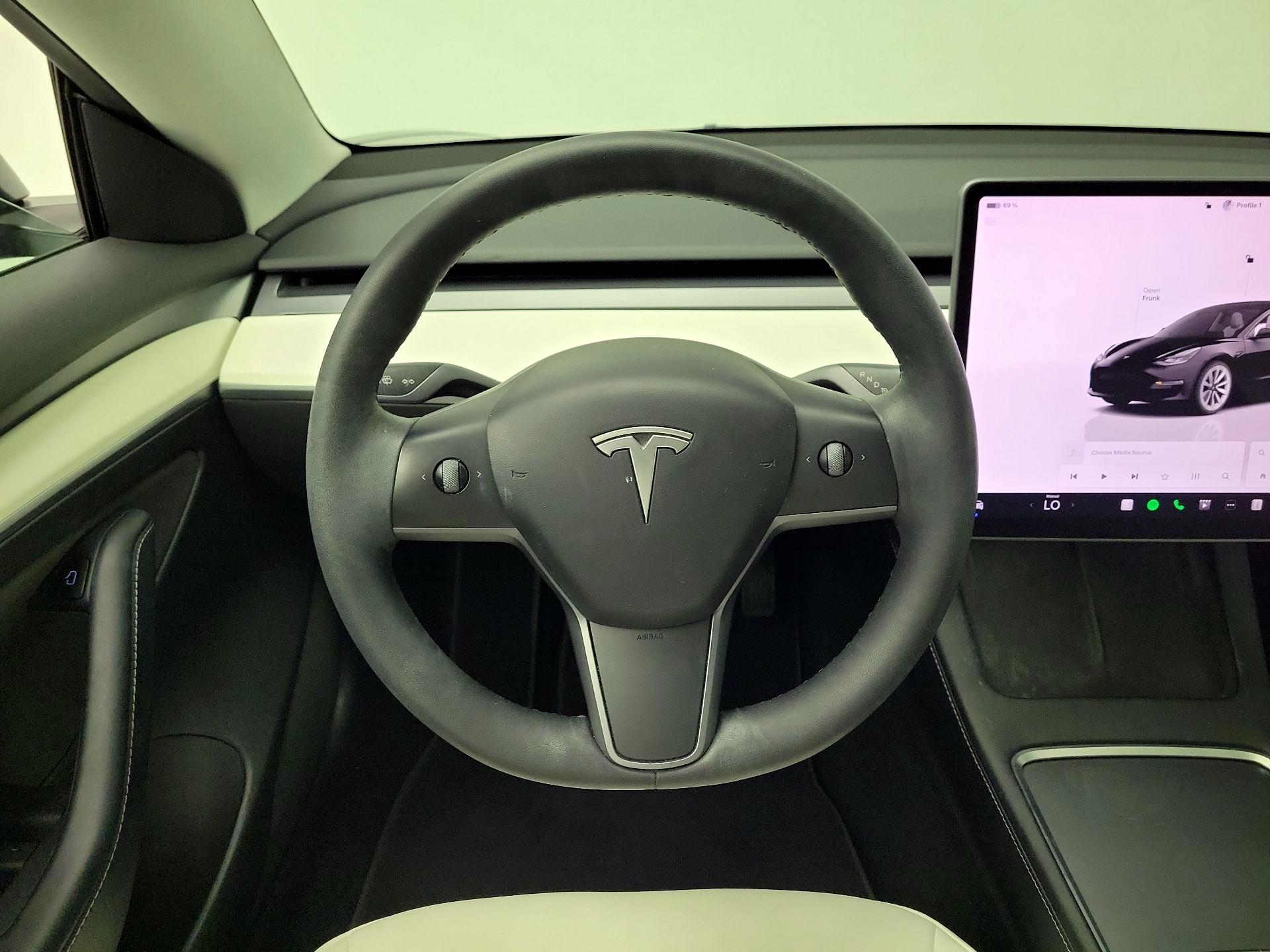 Thumbnail: 2022 Tesla Model 3 - 10