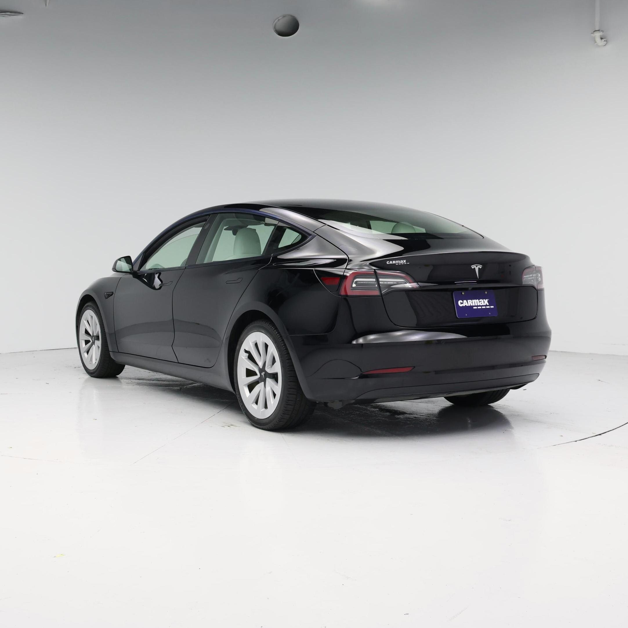 Thumbnail: 2022 Tesla Model 3 - 2
