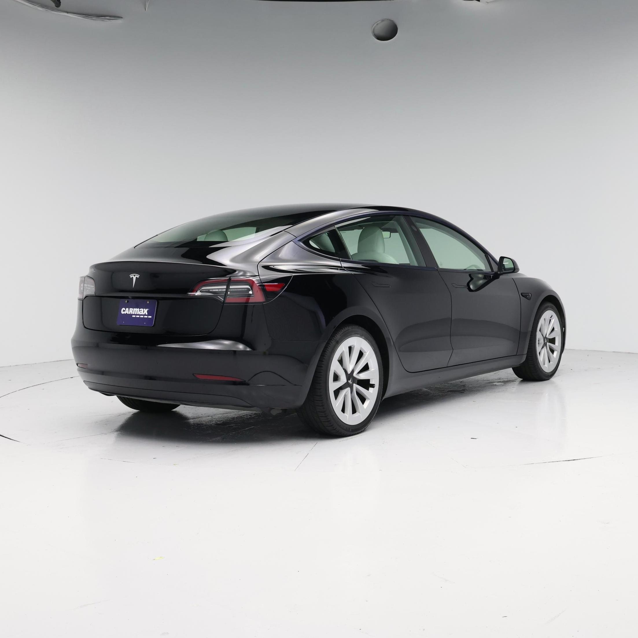 Thumbnail: 2022 Tesla Model 3 - 8