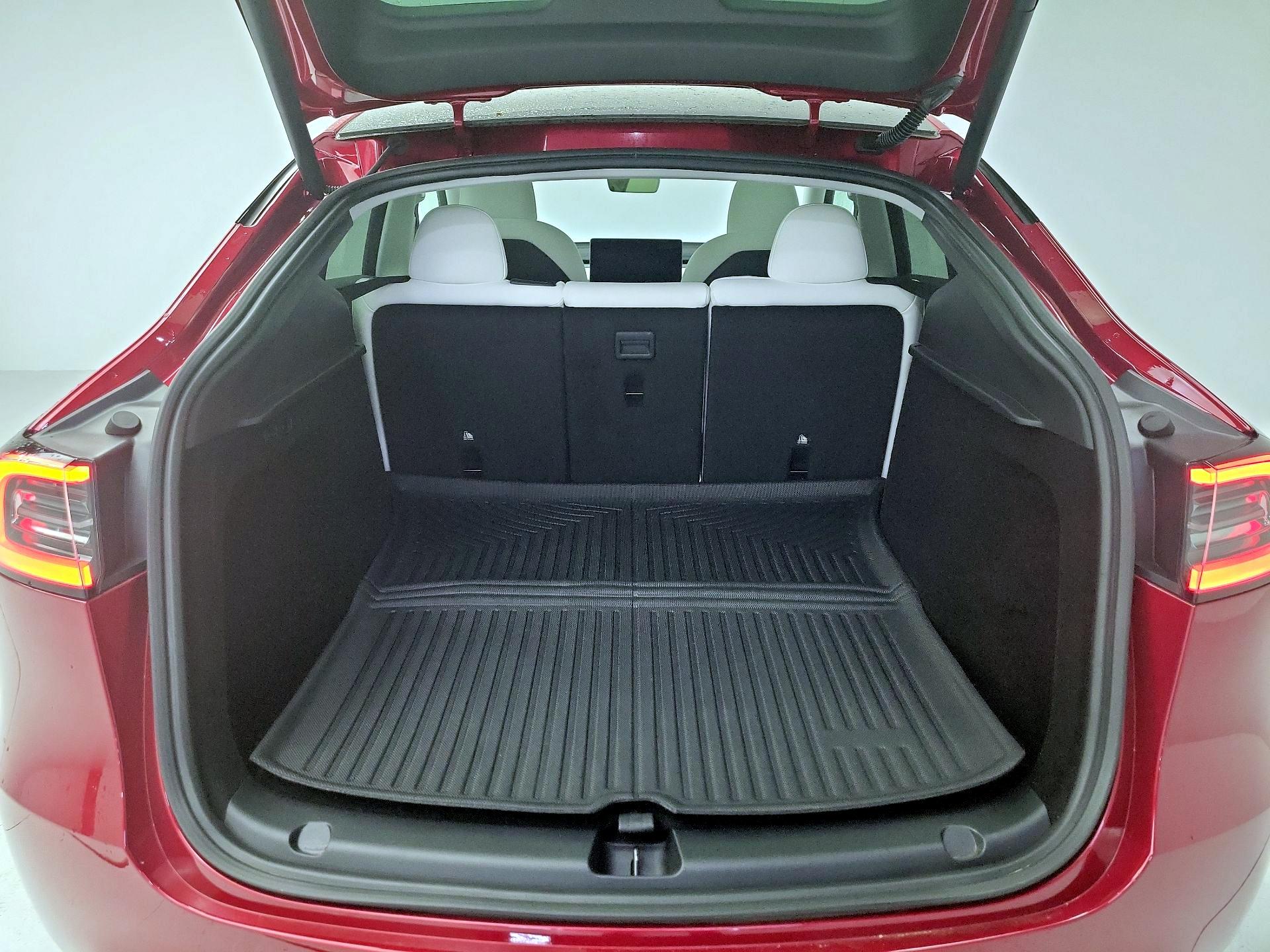Thumbnail: 2024 Tesla Model Y - 20