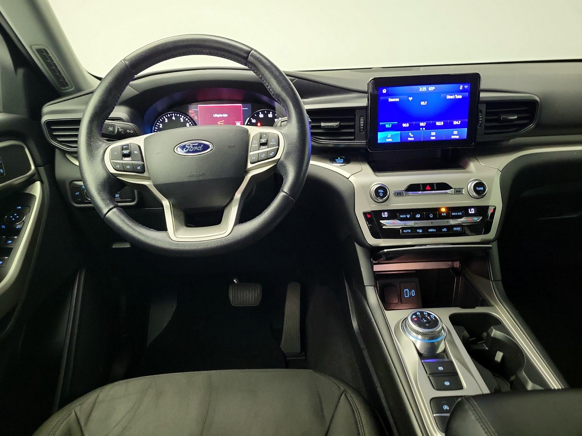 Thumbnail: 2021 Ford Explorer - 10