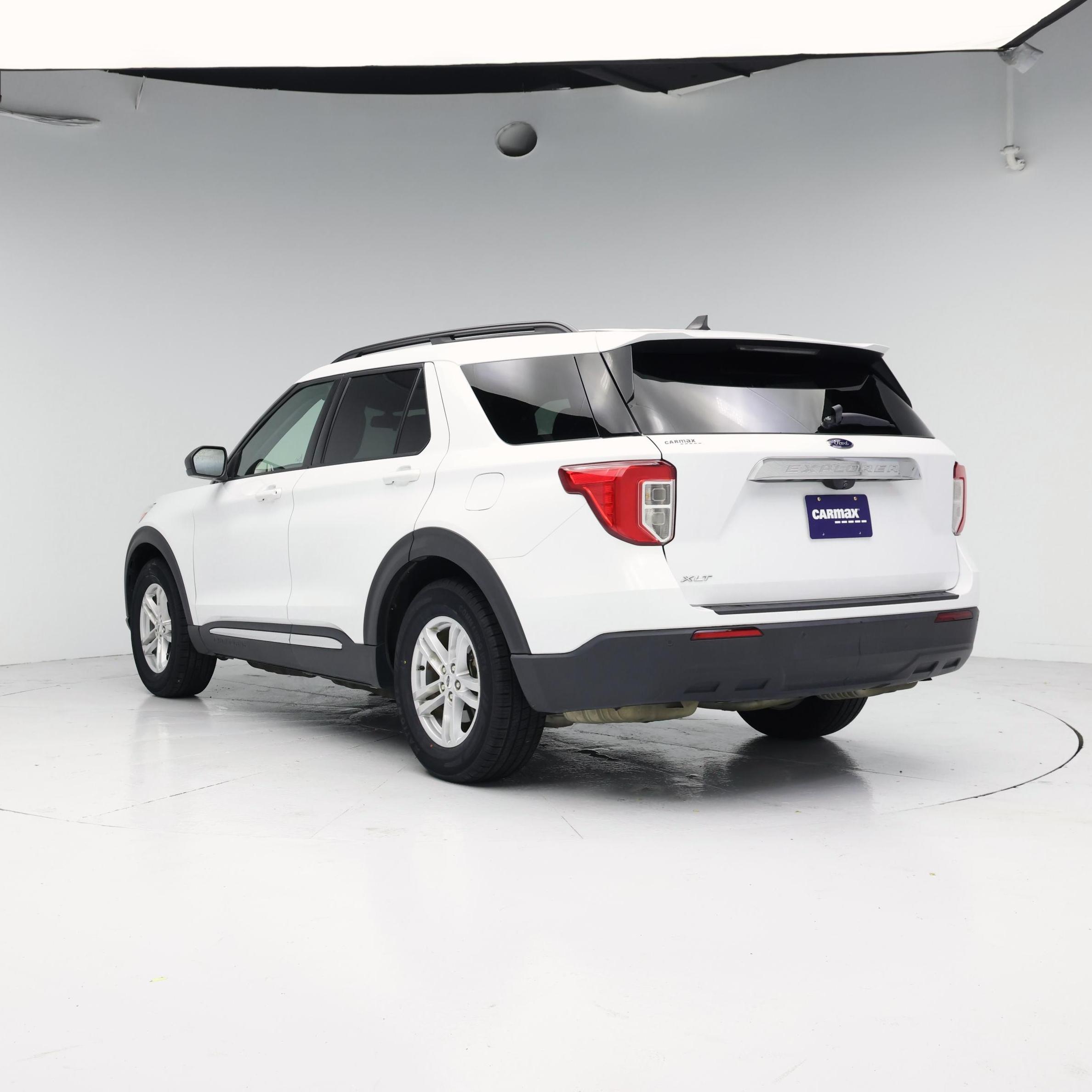 Thumbnail: 2021 Ford Explorer - 2