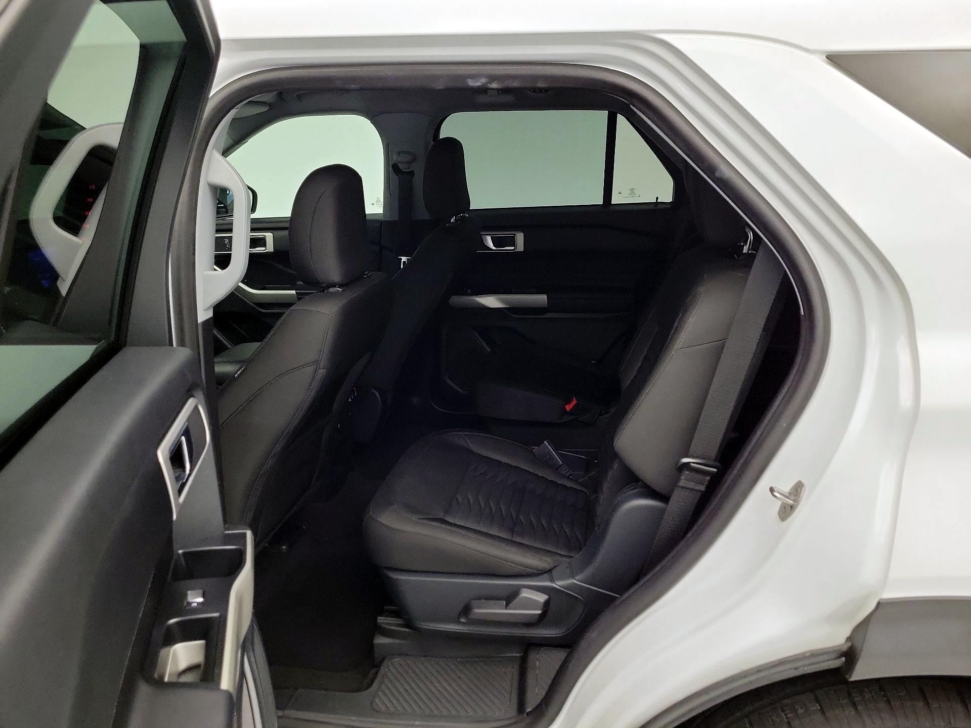 Thumbnail: 2021 Ford Explorer - 19