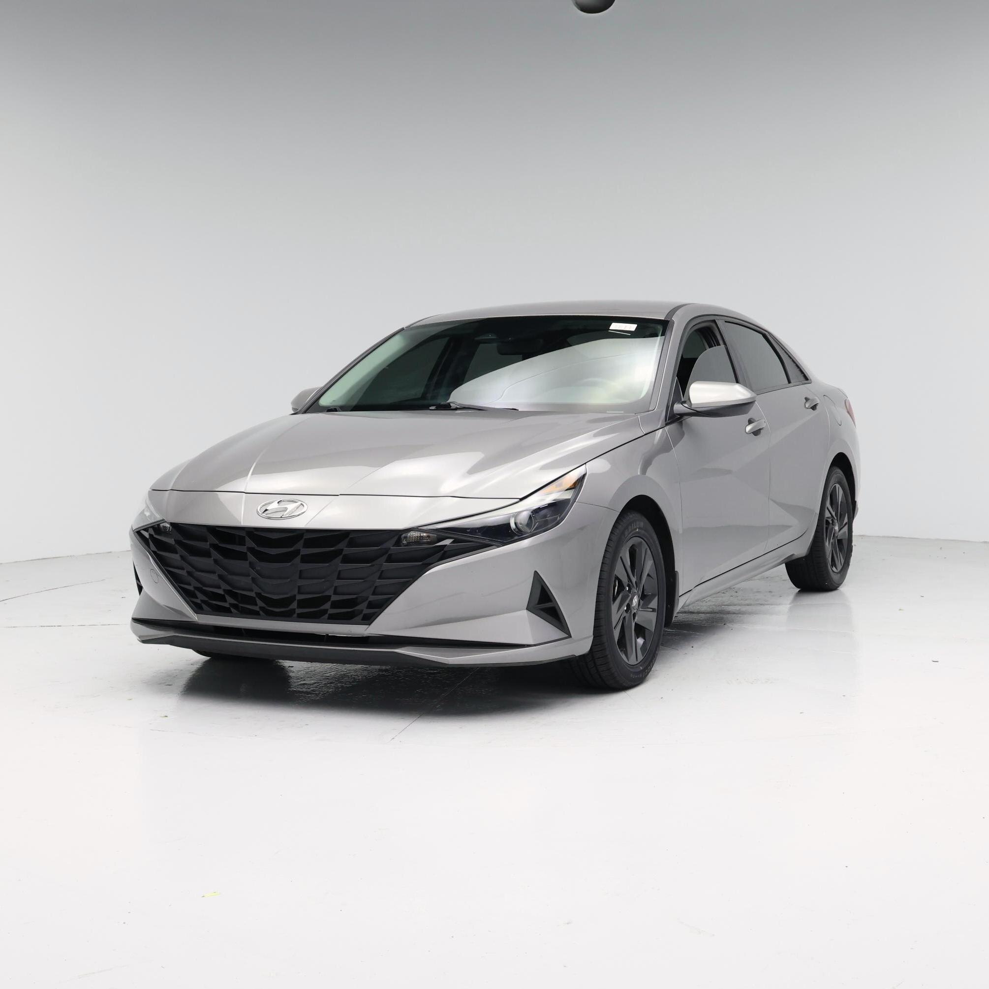 Thumbnail: 2022 Hyundai Elantra - 4