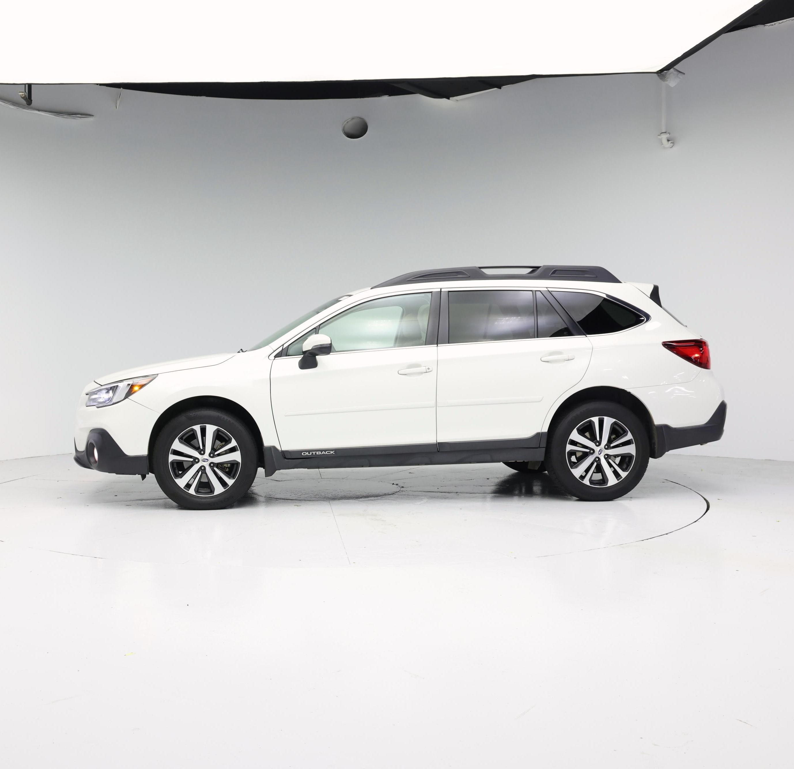 Thumbnail: 2018 Subaru Outback - 3