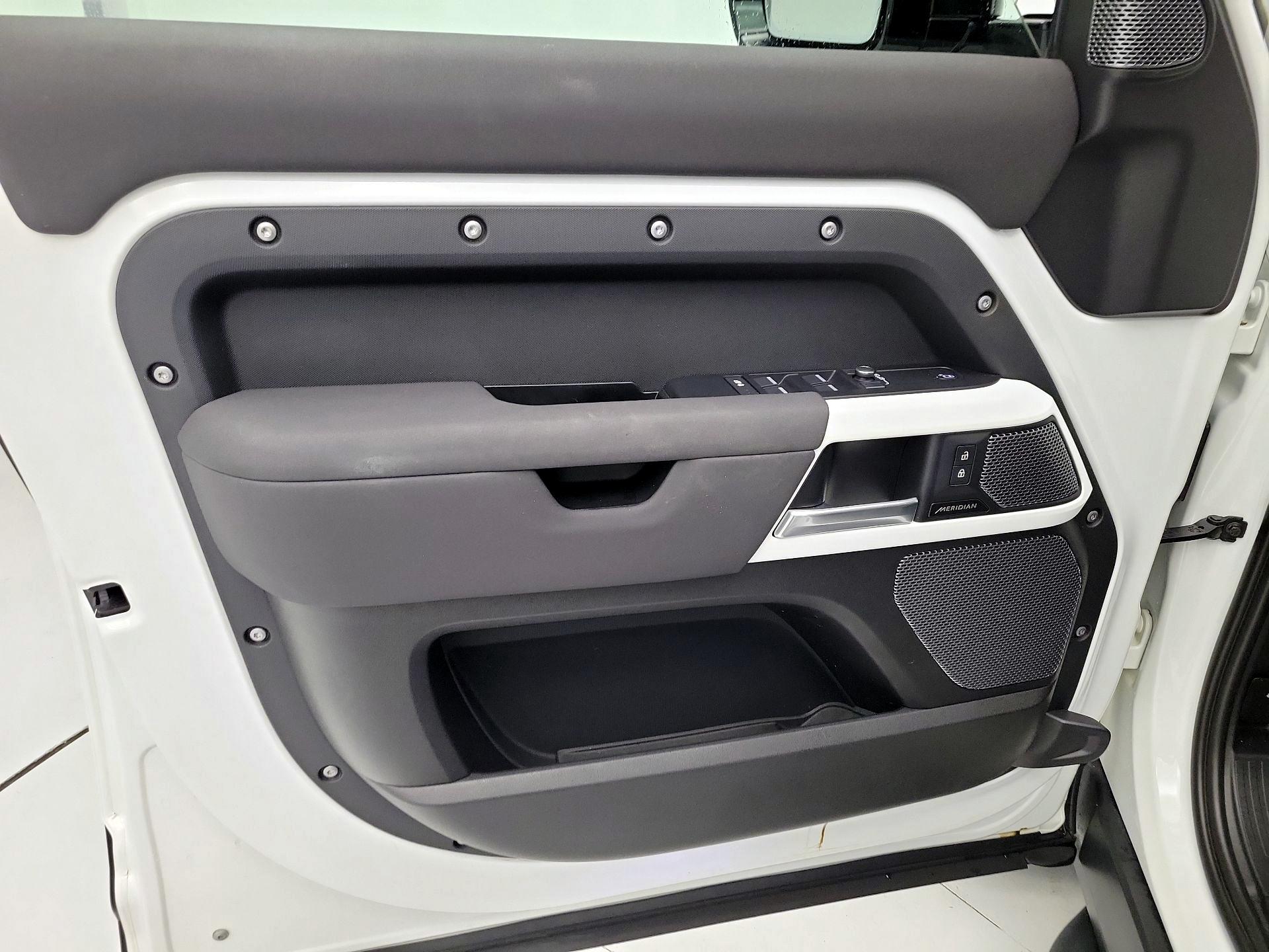 Thumbnail: 2023 Land Rover Defender - 12