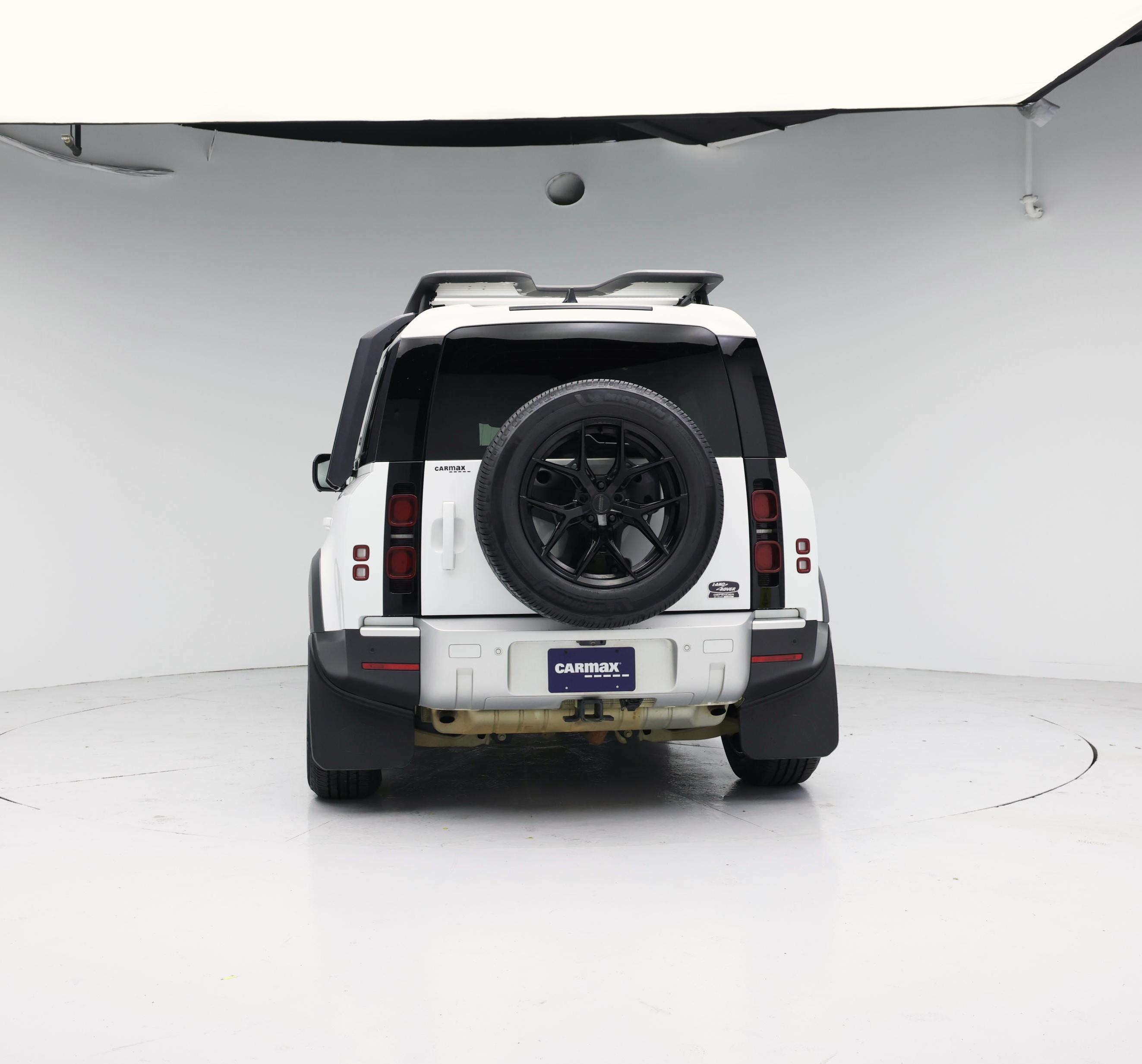 Thumbnail: 2023 Land Rover Defender - 6