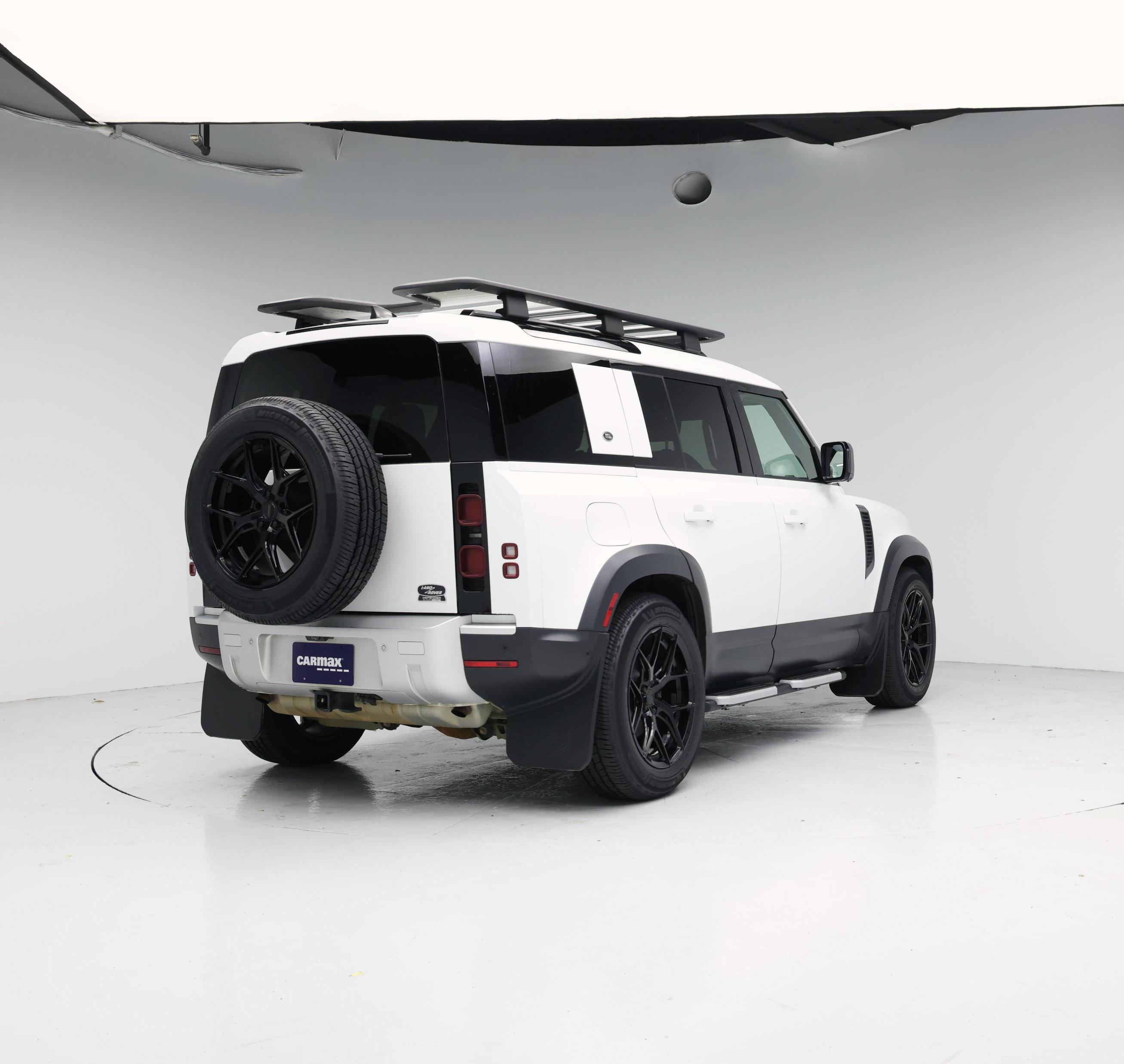 Thumbnail: 2023 Land Rover Defender - 8
