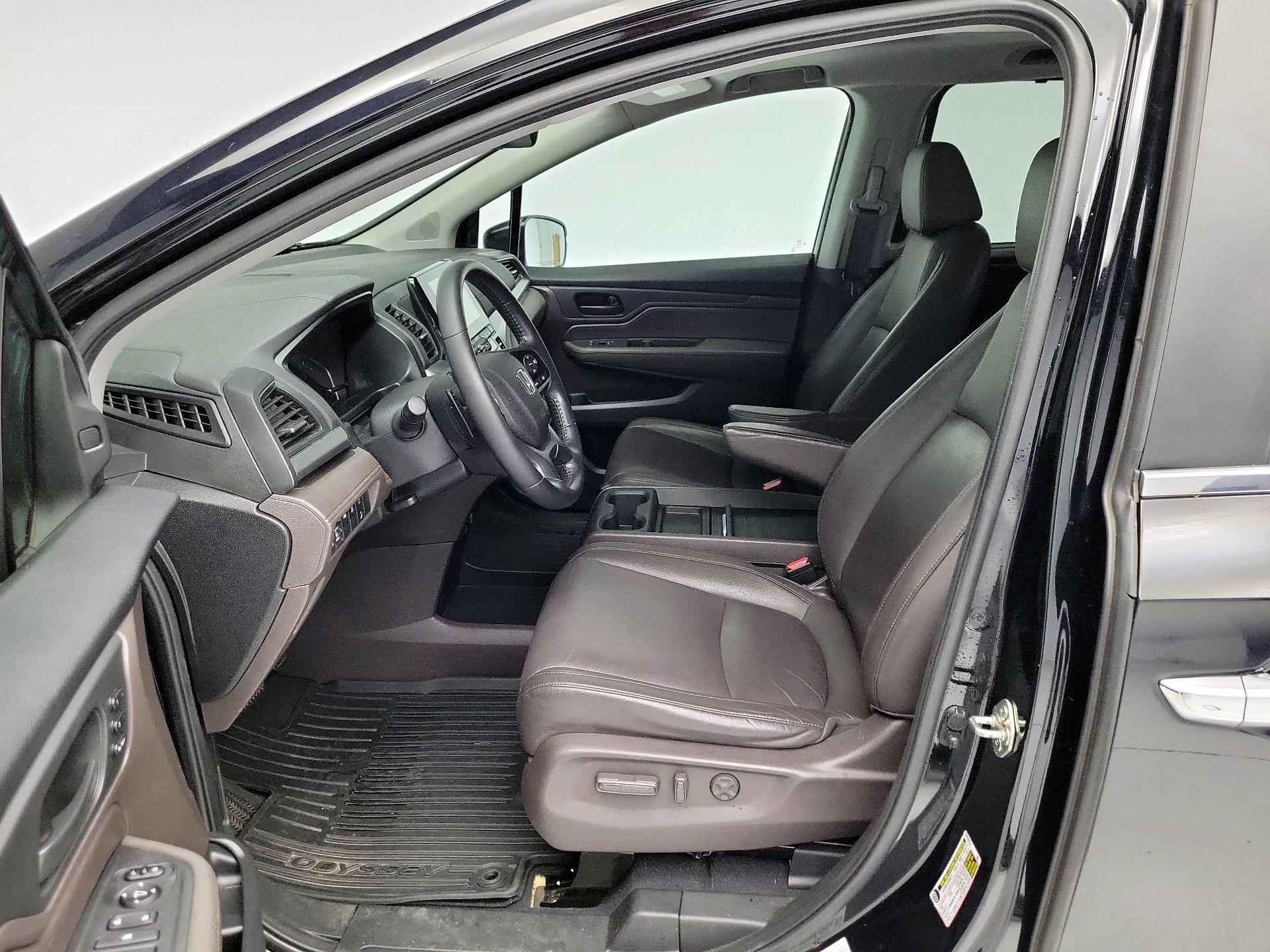 Thumbnail: 2018 Honda Odyssey - 11