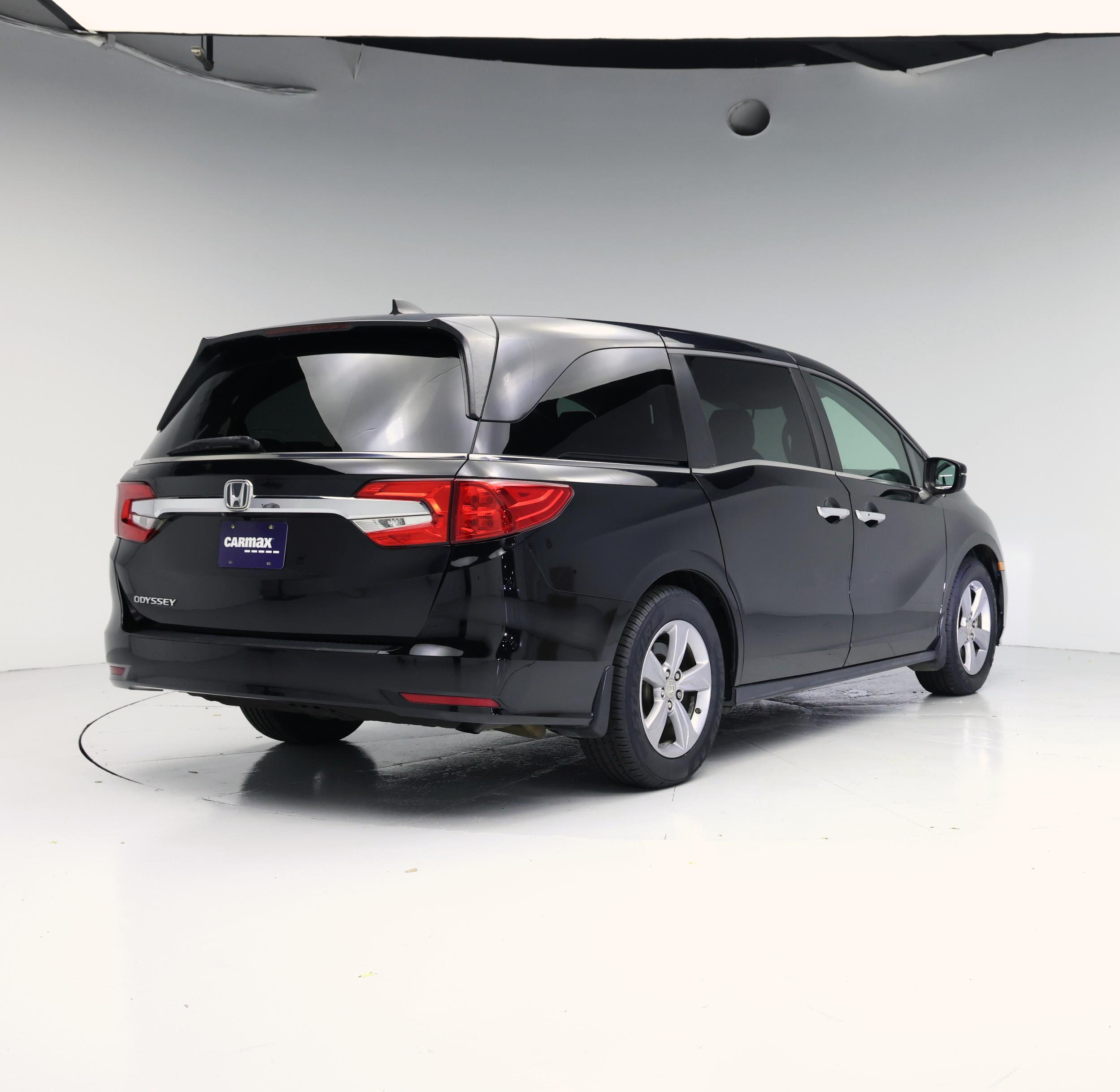 Thumbnail: 2018 Honda Odyssey - 8
