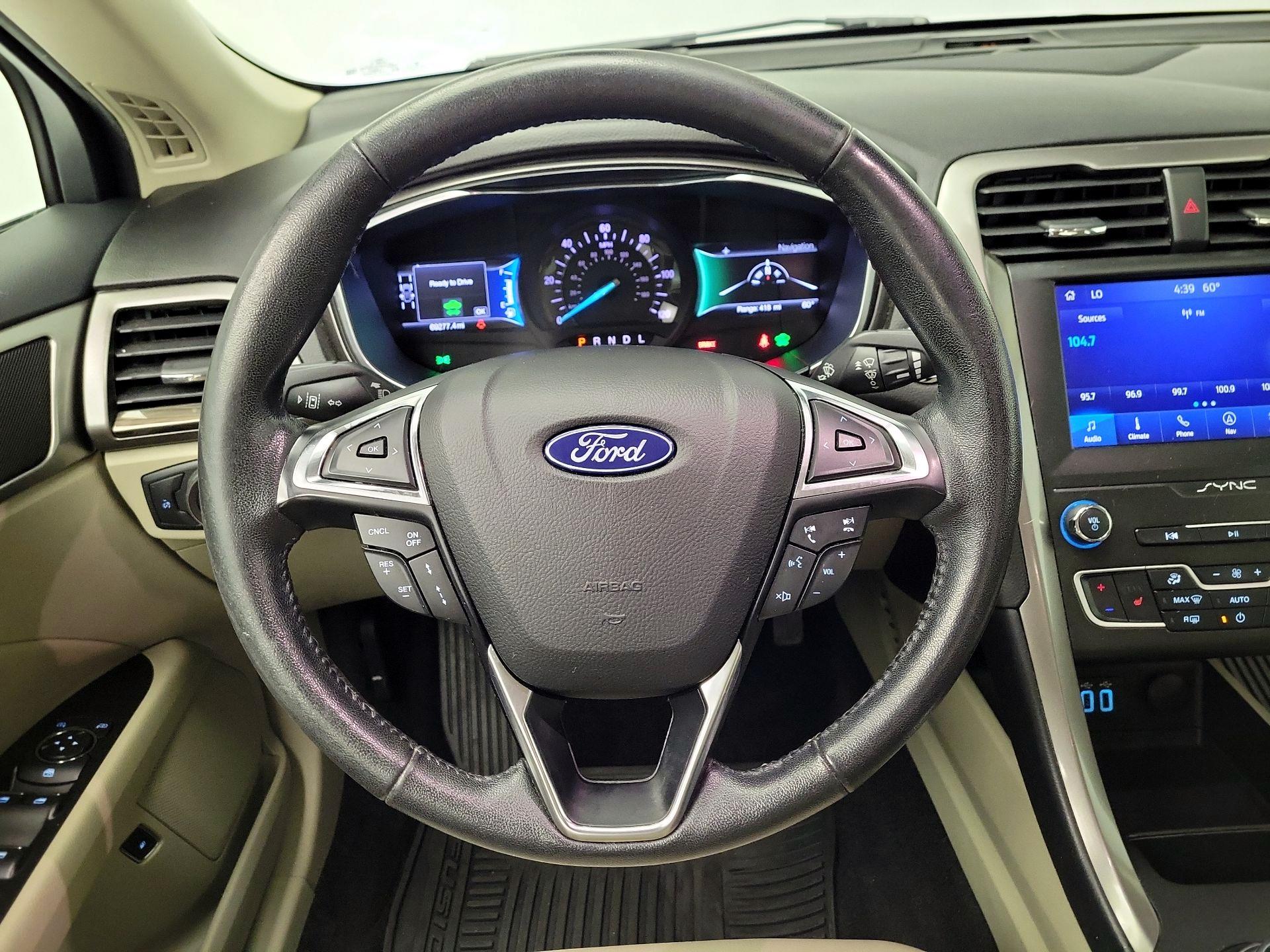 Thumbnail: 2020 Ford Fusion - 10