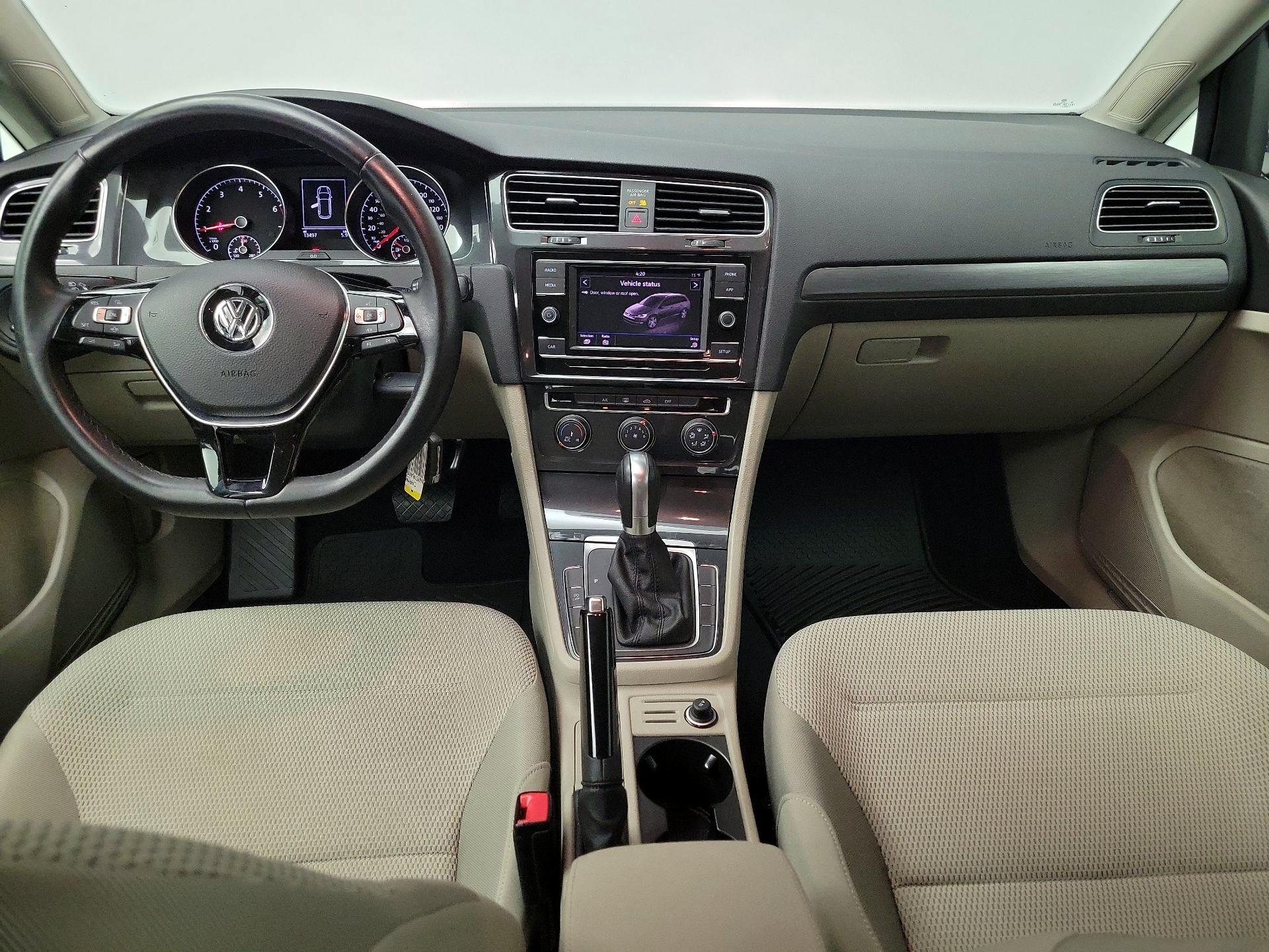 Thumbnail: 2019 Volkswagen Golf - 9