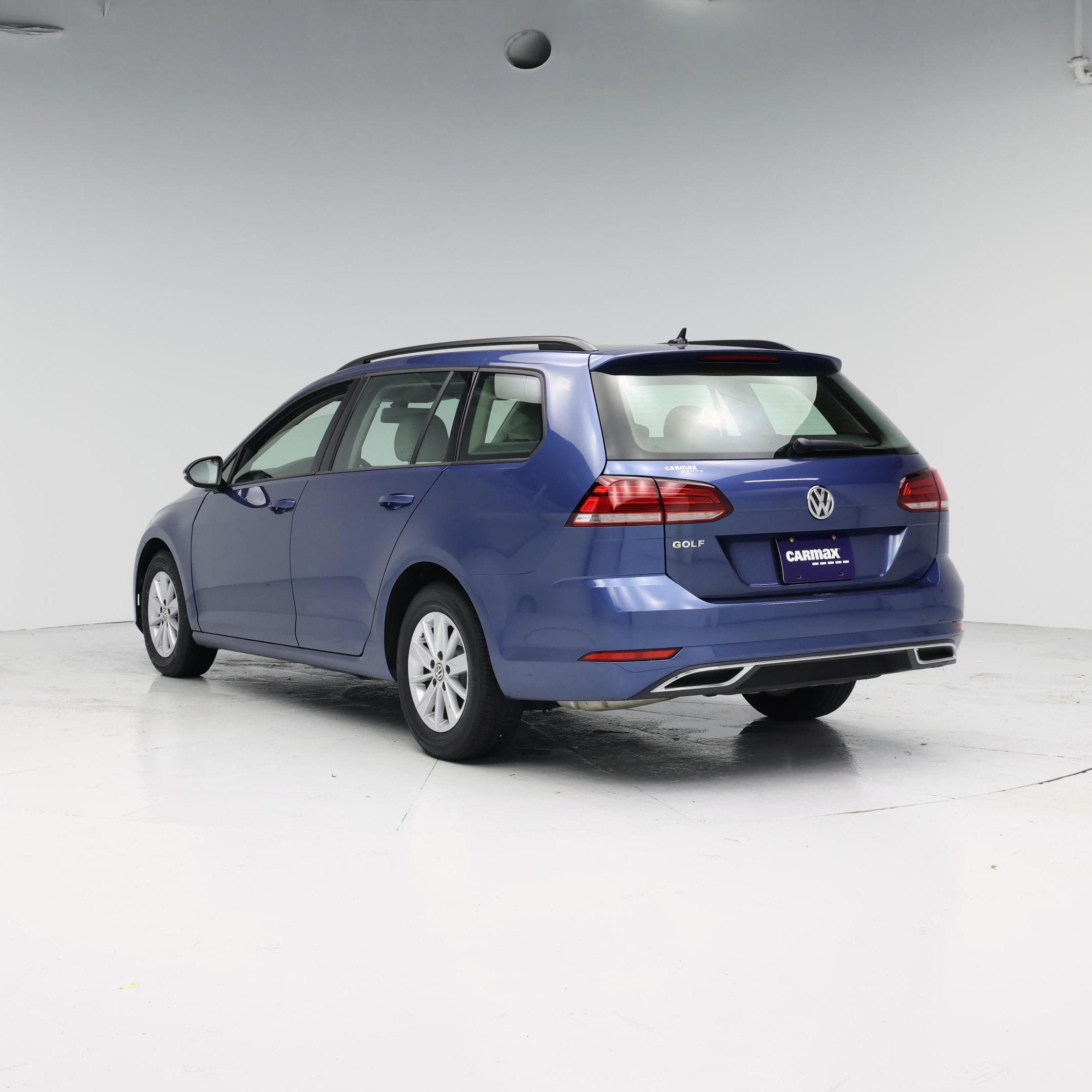 Thumbnail: 2019 Volkswagen Golf - 2
