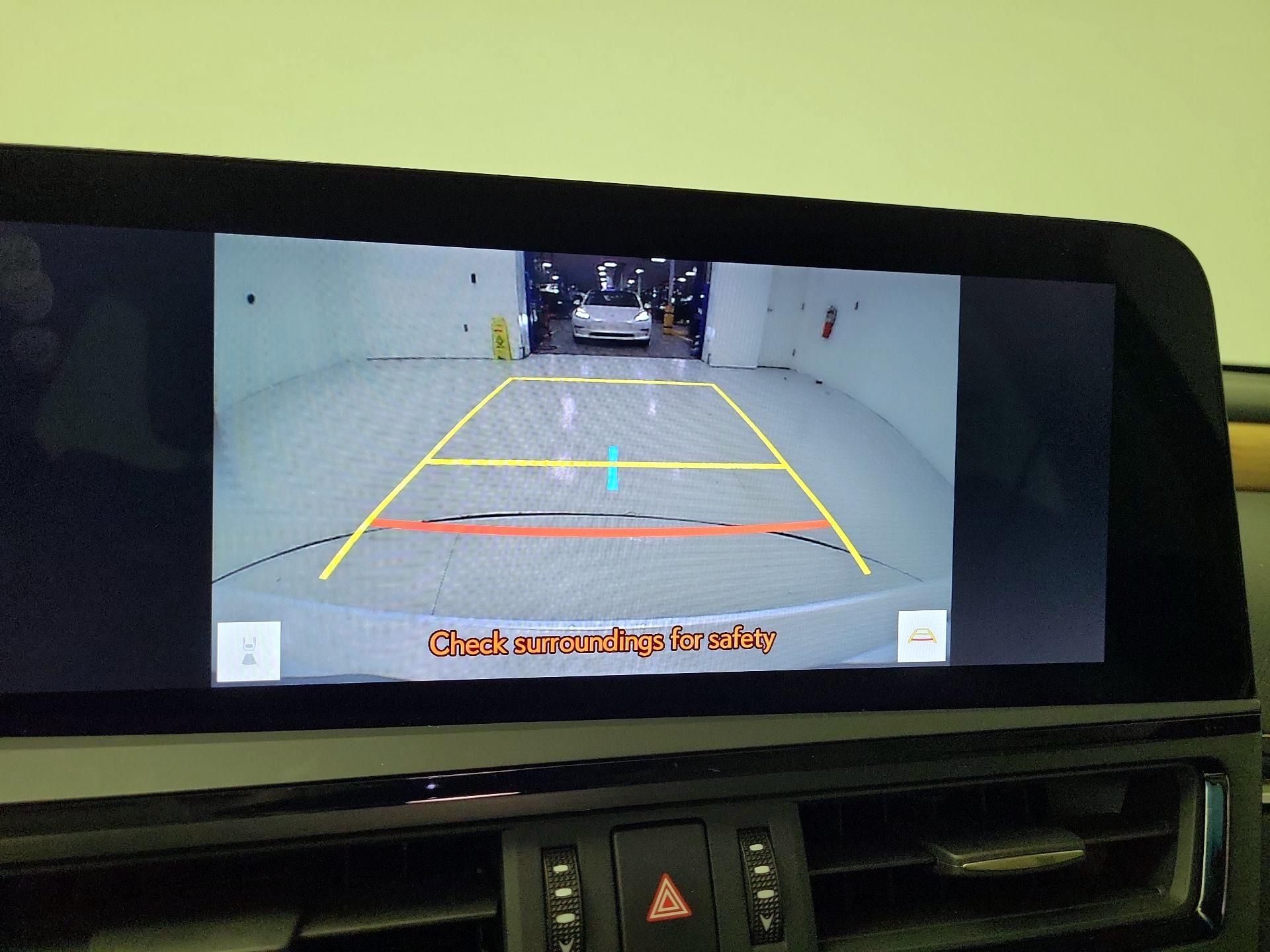 Thumbnail: 2024 Lexus ES - 14