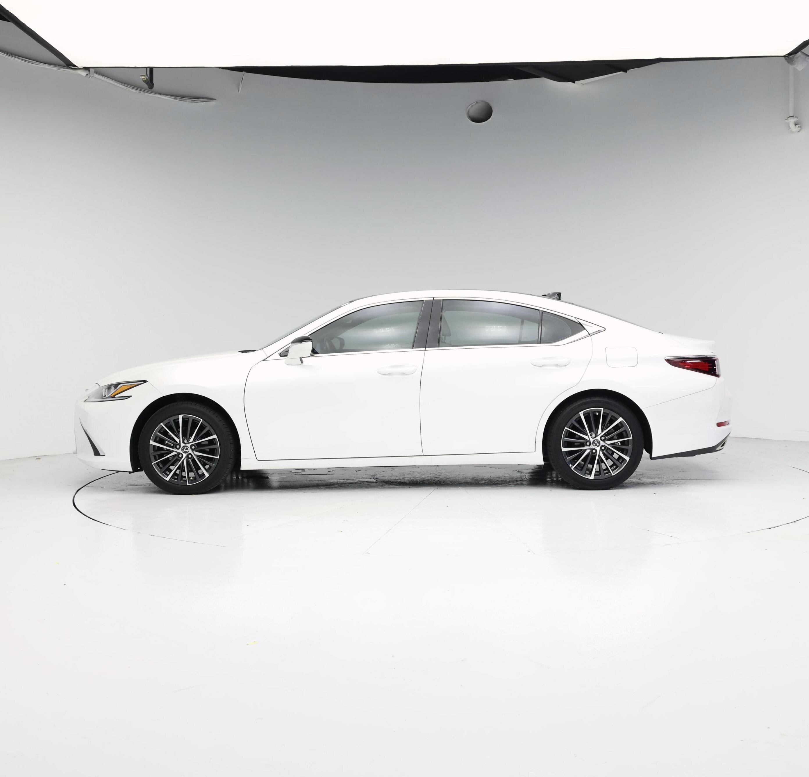Thumbnail: 2024 Lexus ES - 3